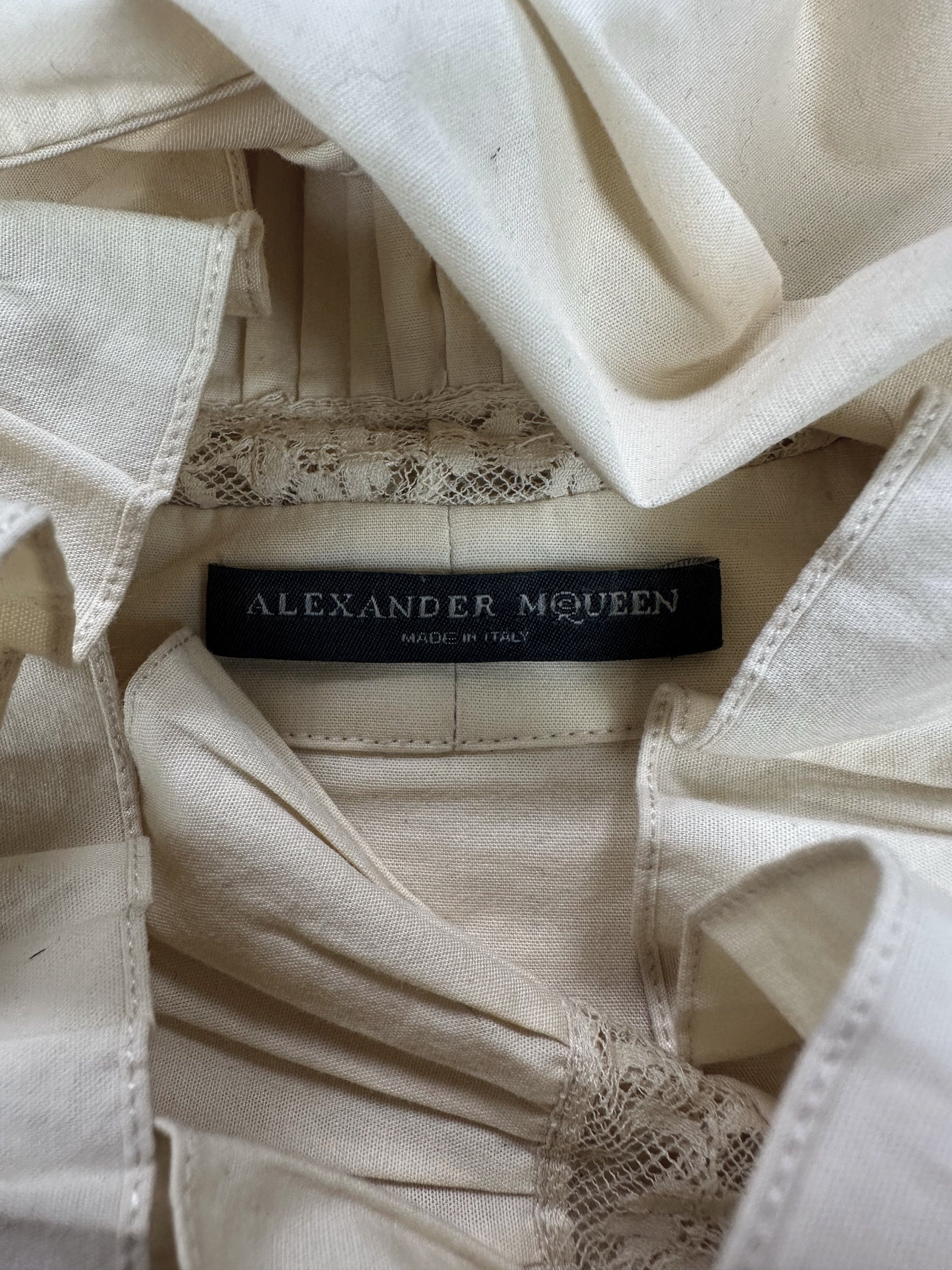 SS07 Alexander McQueen ‘Ruffle’ Flared Collar Crochet Long Sleeve