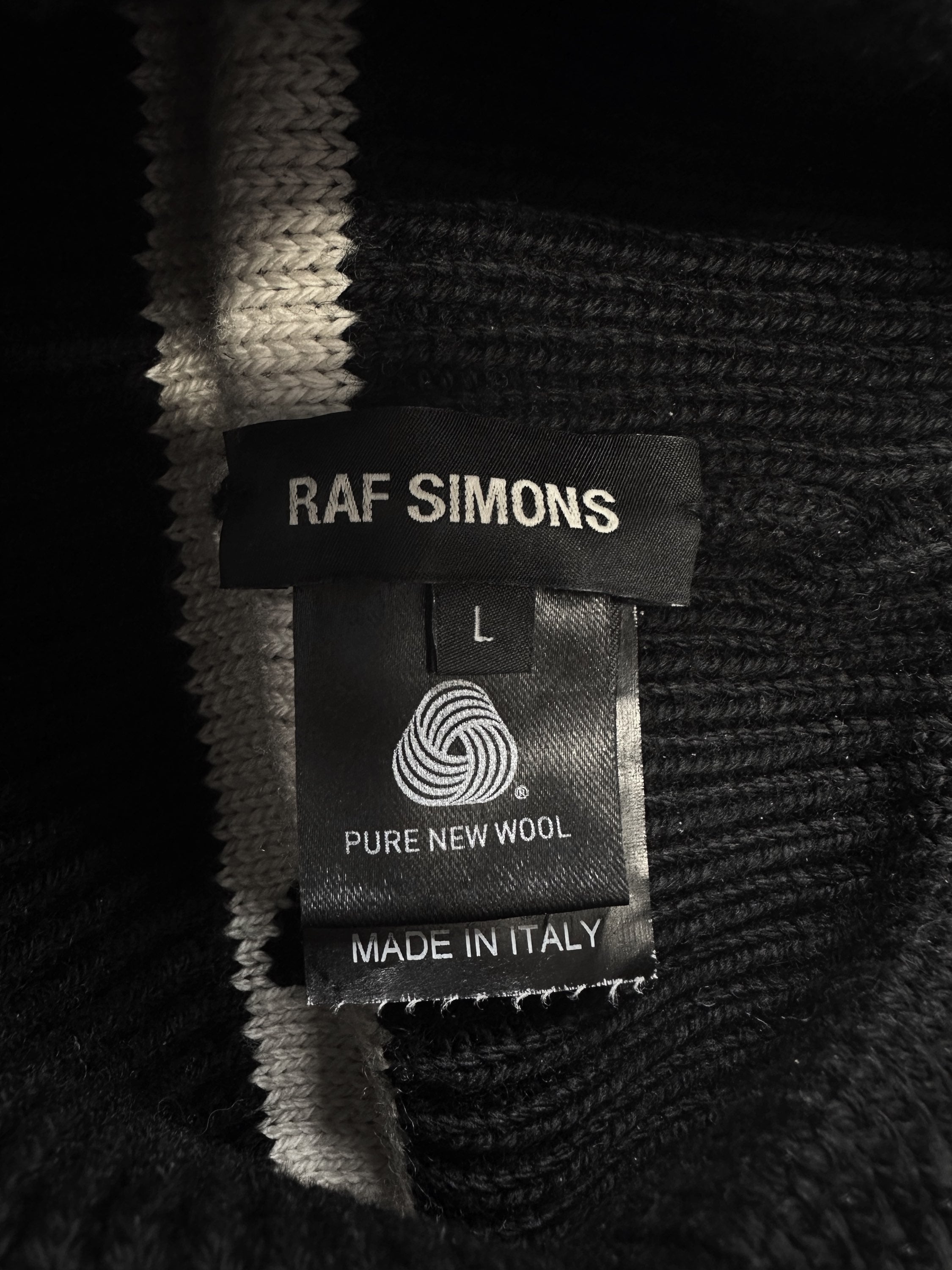 AW17 Raf Simons ‘I Love You’ Black Knitted Beanie