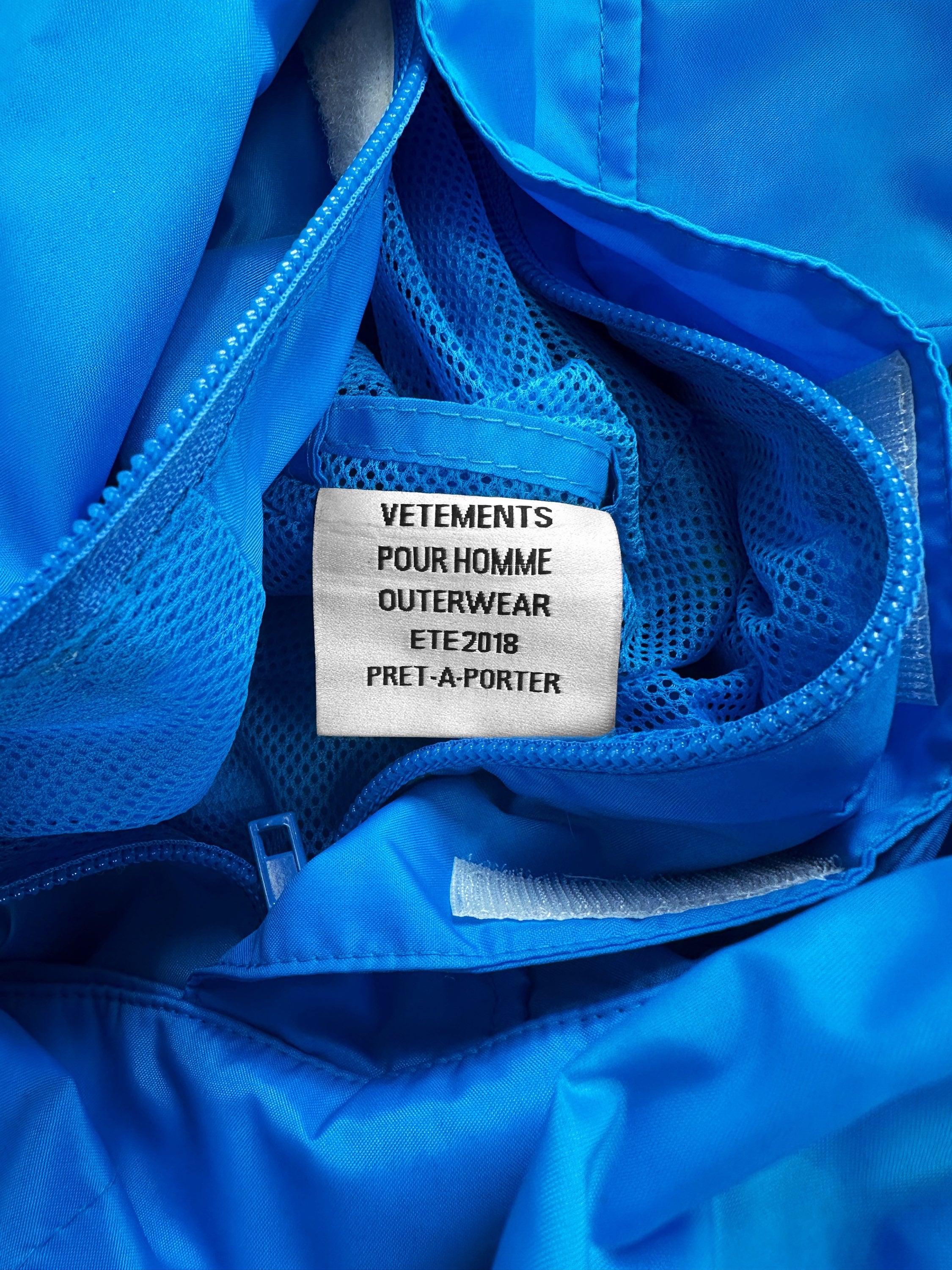 SS19 Vêtements ‘Quarter-zip’ Chest Logo Blue Anorak Jacket