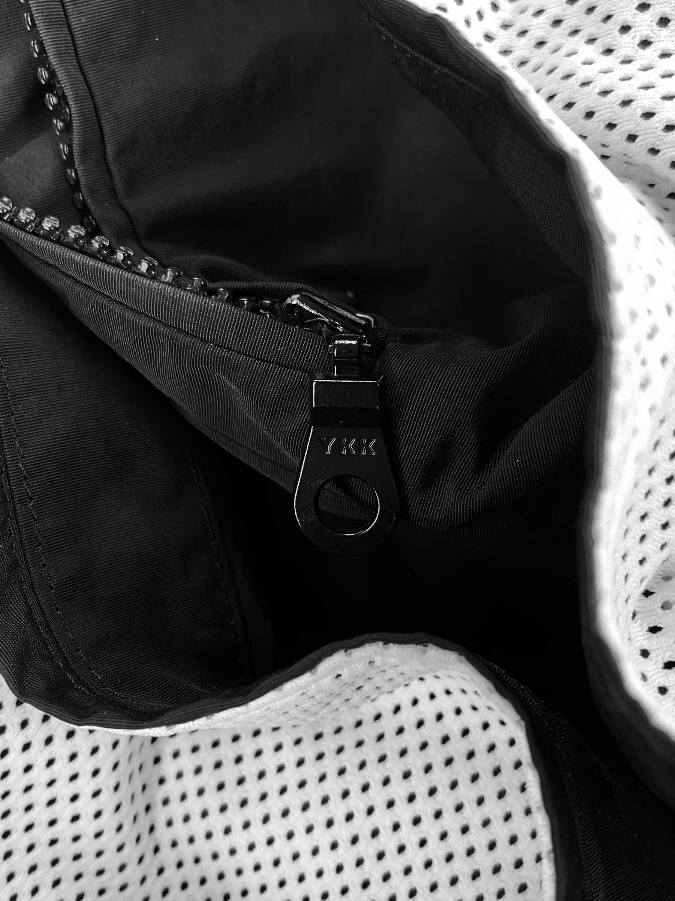 Number (N)ine Embroidered Logo Nylon Cargo Short