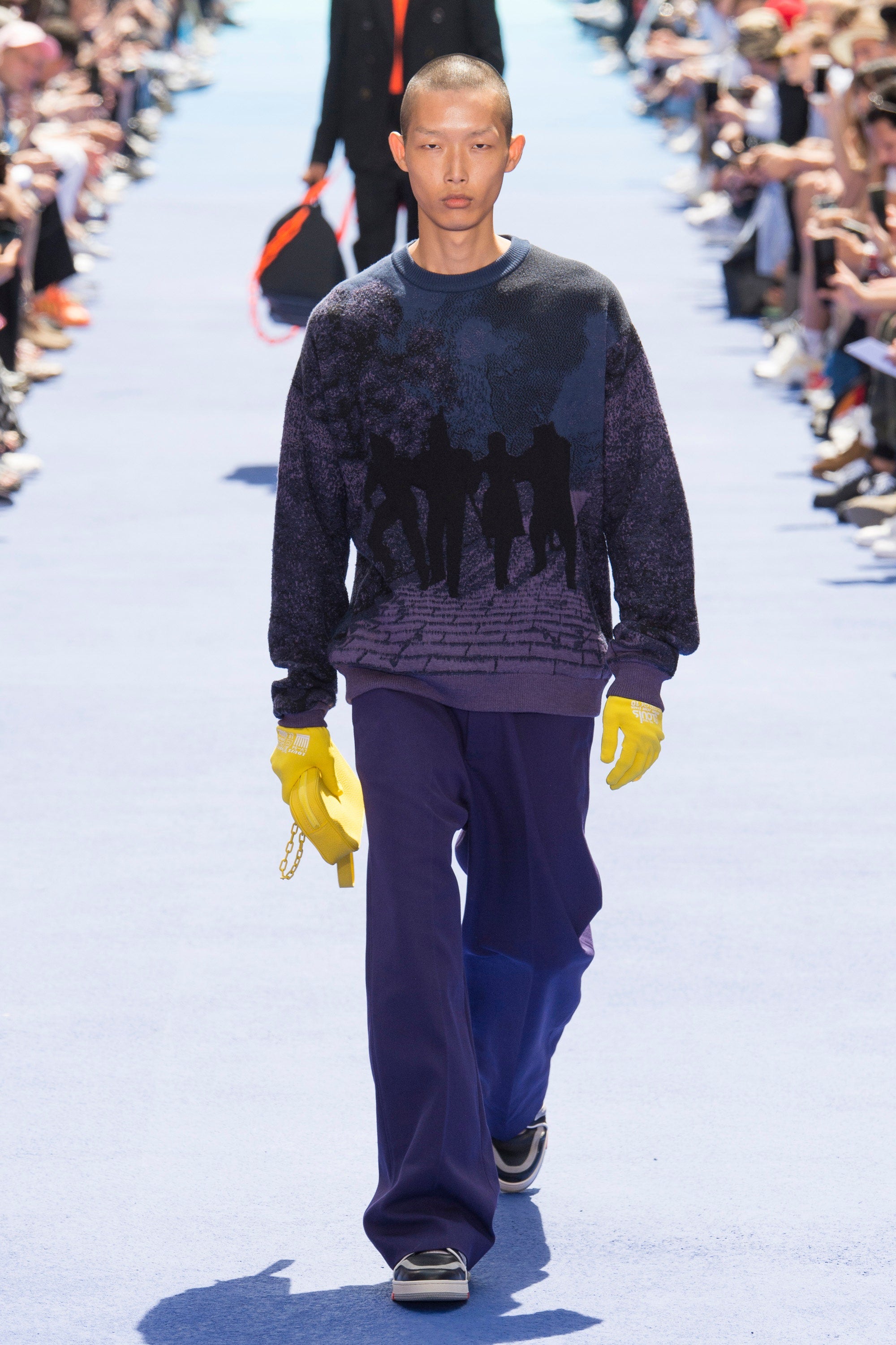 SS19 Louis Vuitton ‘Wizard of Oz’ Rainbow Walk Knitted Sweater