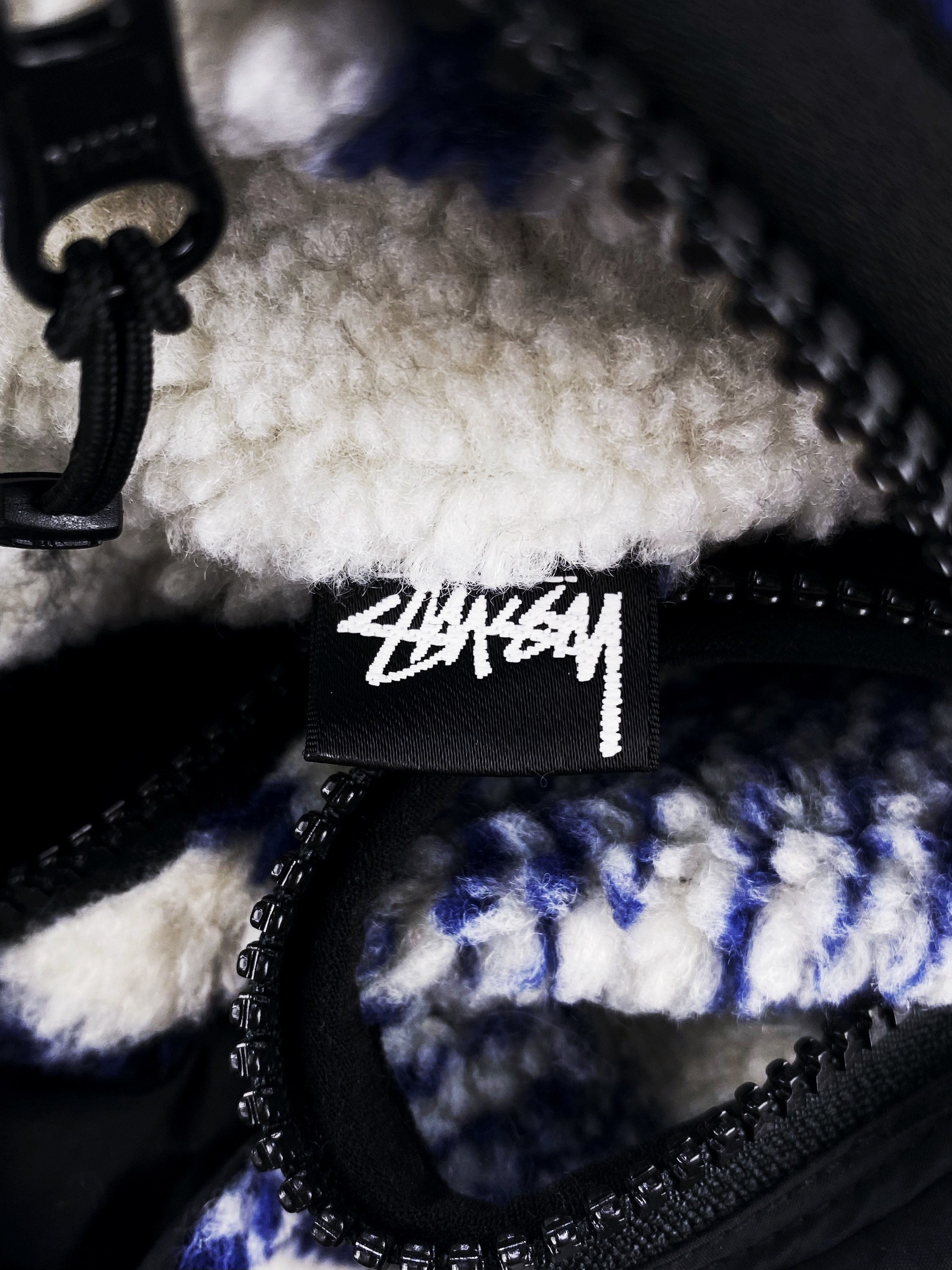 AW22 Stüssy ‘Dragon’ Deep Pile Baby Blue Zip-up Fleece Jacket
