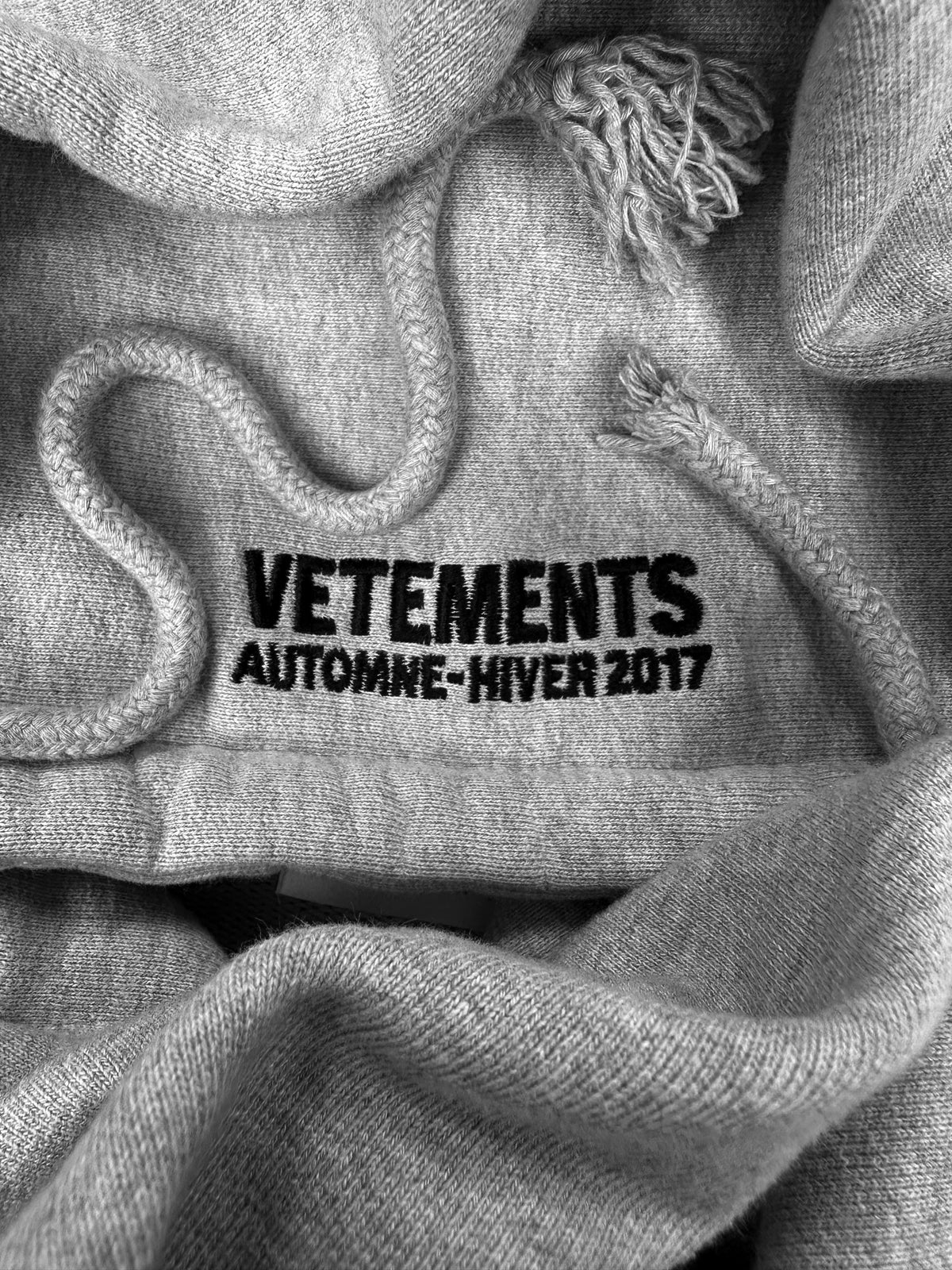 AW17 Vetements ‘11” Gun Club’ Maroon Graphic Grey Hoodie