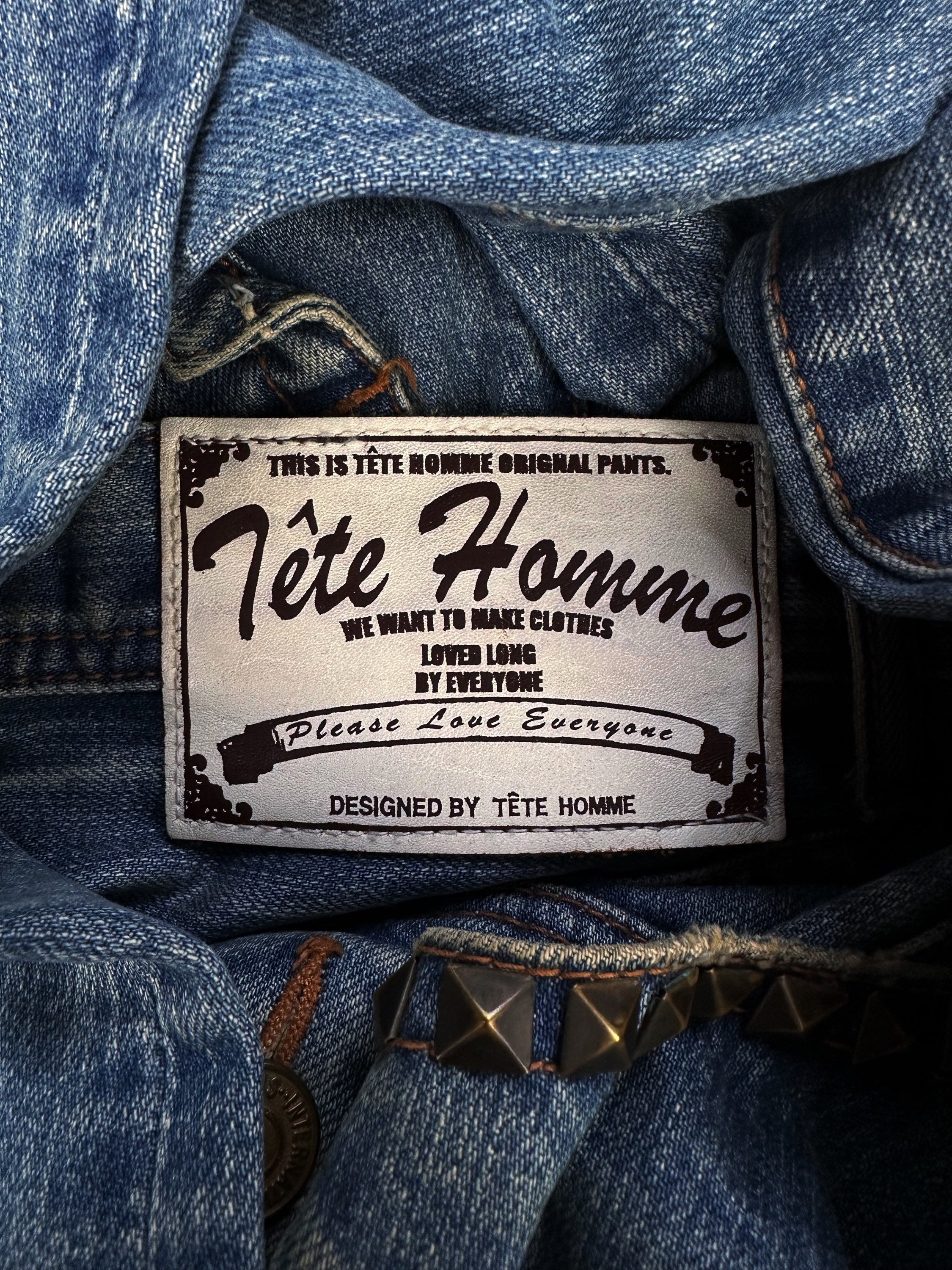 00s Tete Homme ‘Pirate’ Studded Distressed Light Wash Denim