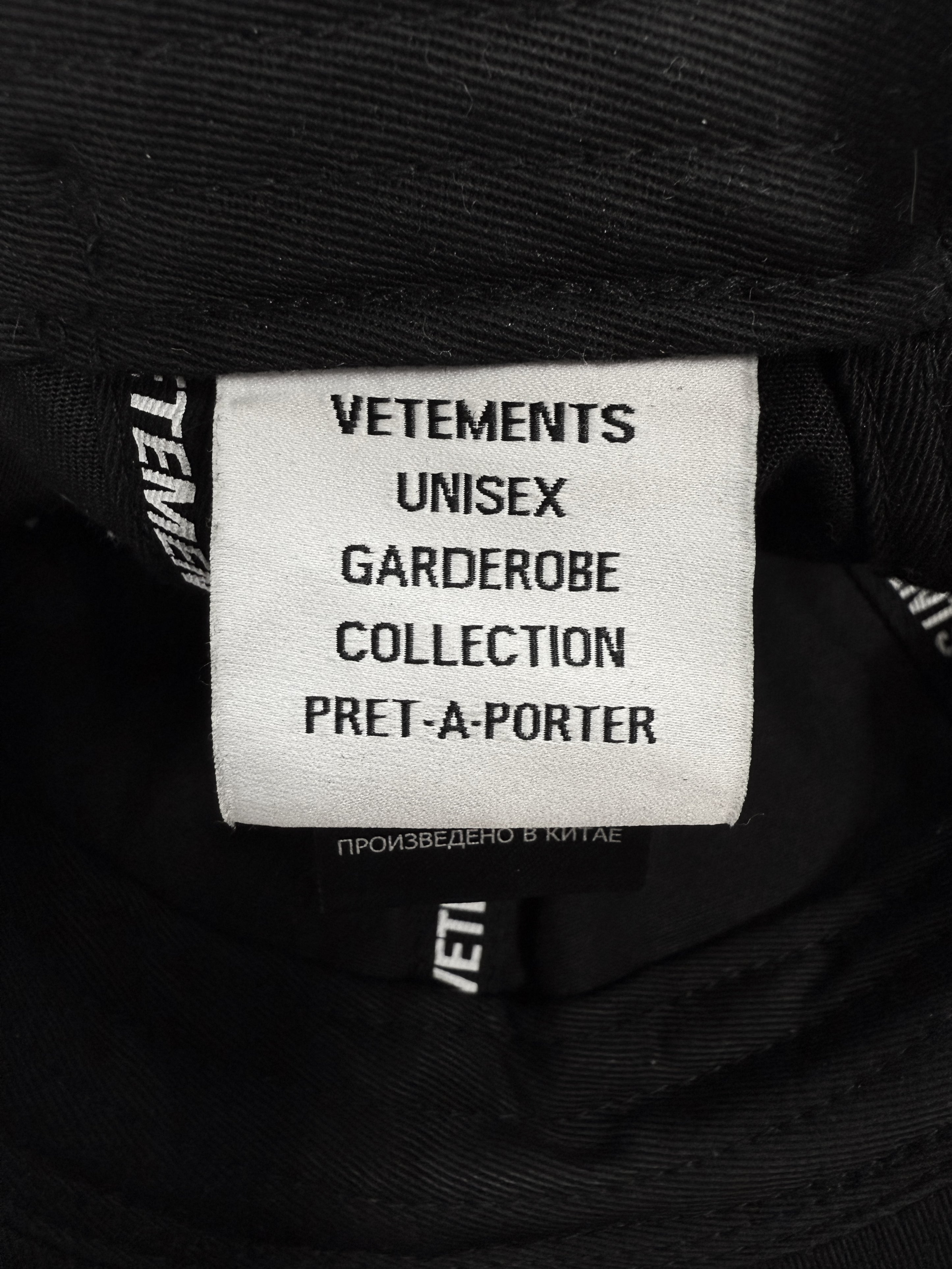 Vetements Embroidered Logo Limited Edition Strap Back Hat
