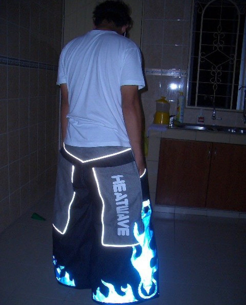 Documenting Fashion’s Sporadic Relationship with Technology