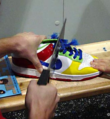 When Nike Sawed a $30,000 Dunk in Half (2003)