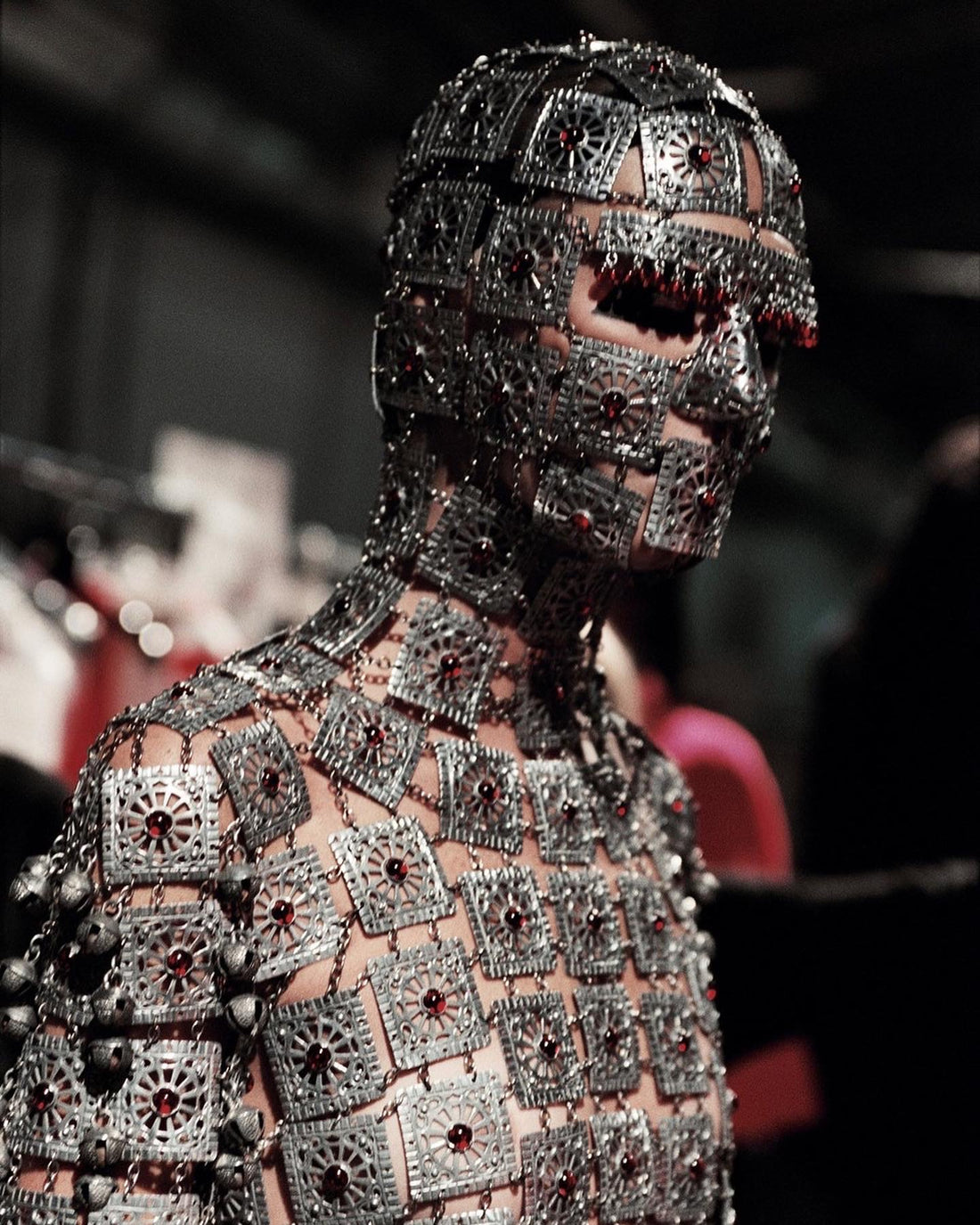 How Shaun Leane and Alexander McQueen Crafted Lawless Jewelry