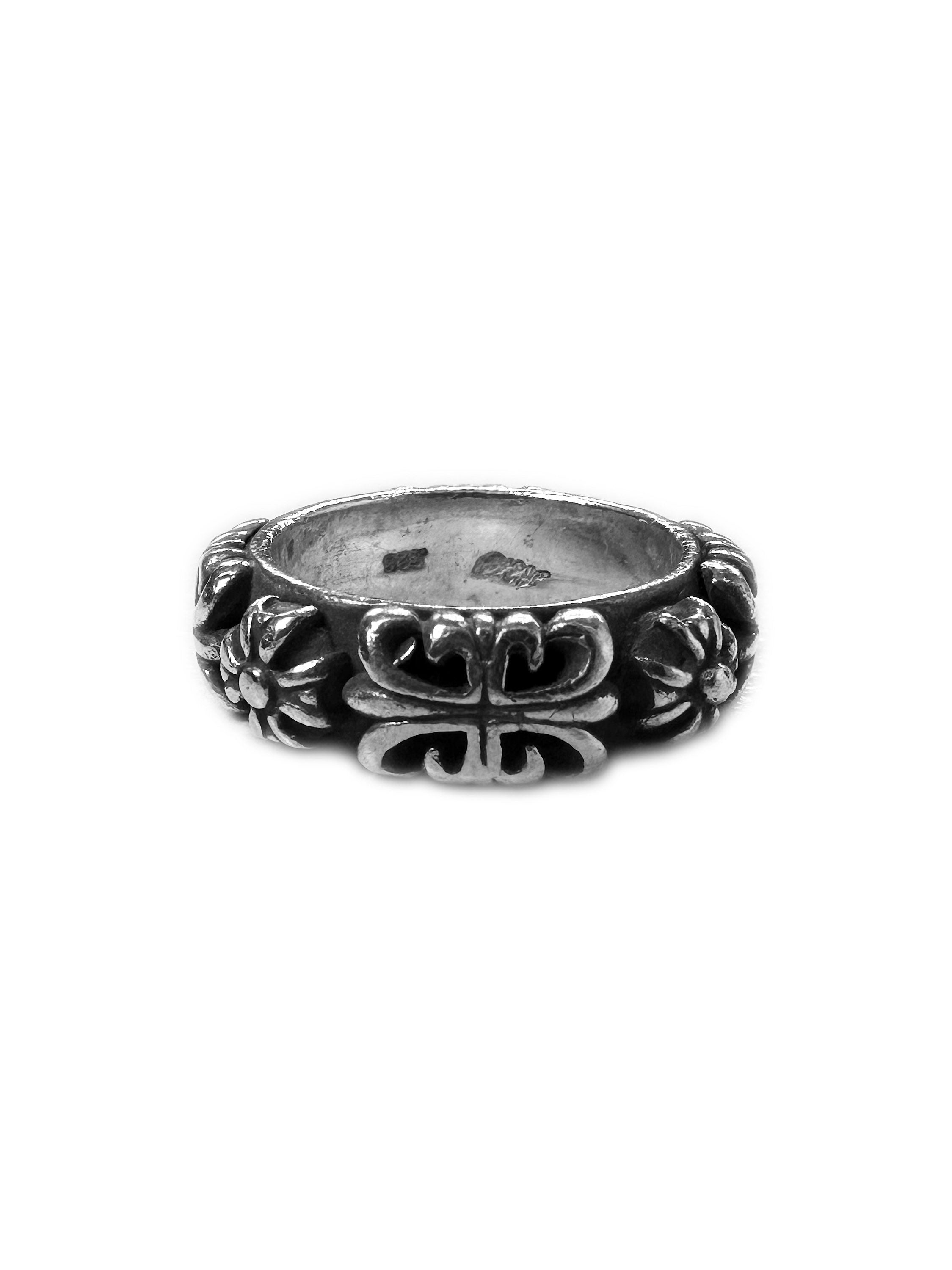 90s A&amp;G Rock ‘n Roll Couture .925 Silver Fleur Ring