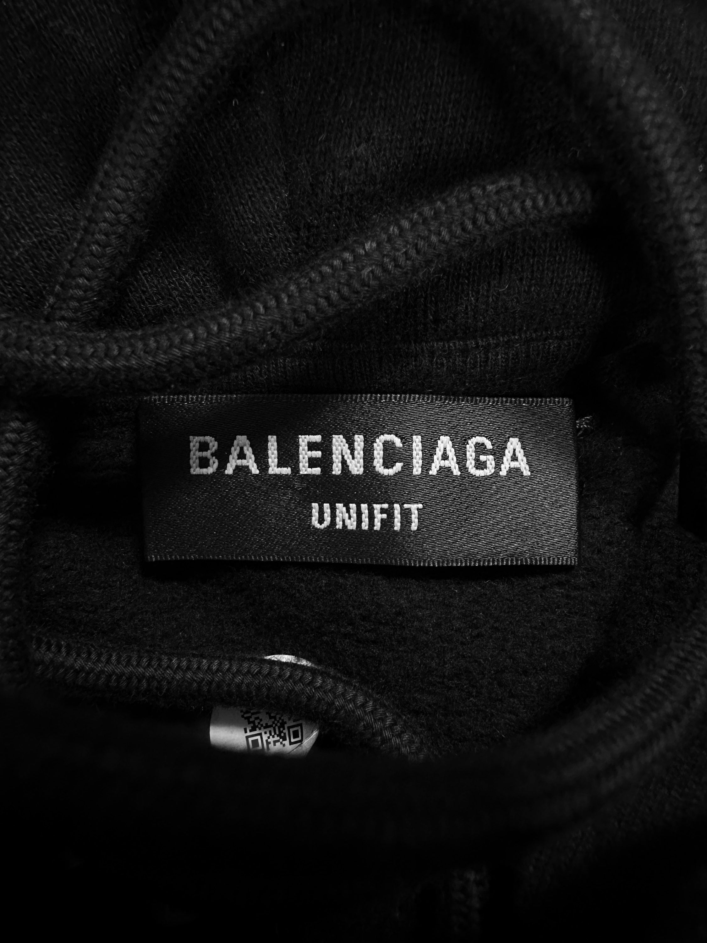 AW21 Balenciaga x Pillowly ‘Inflatable’ Neck Pillow Zip-up Hoodie