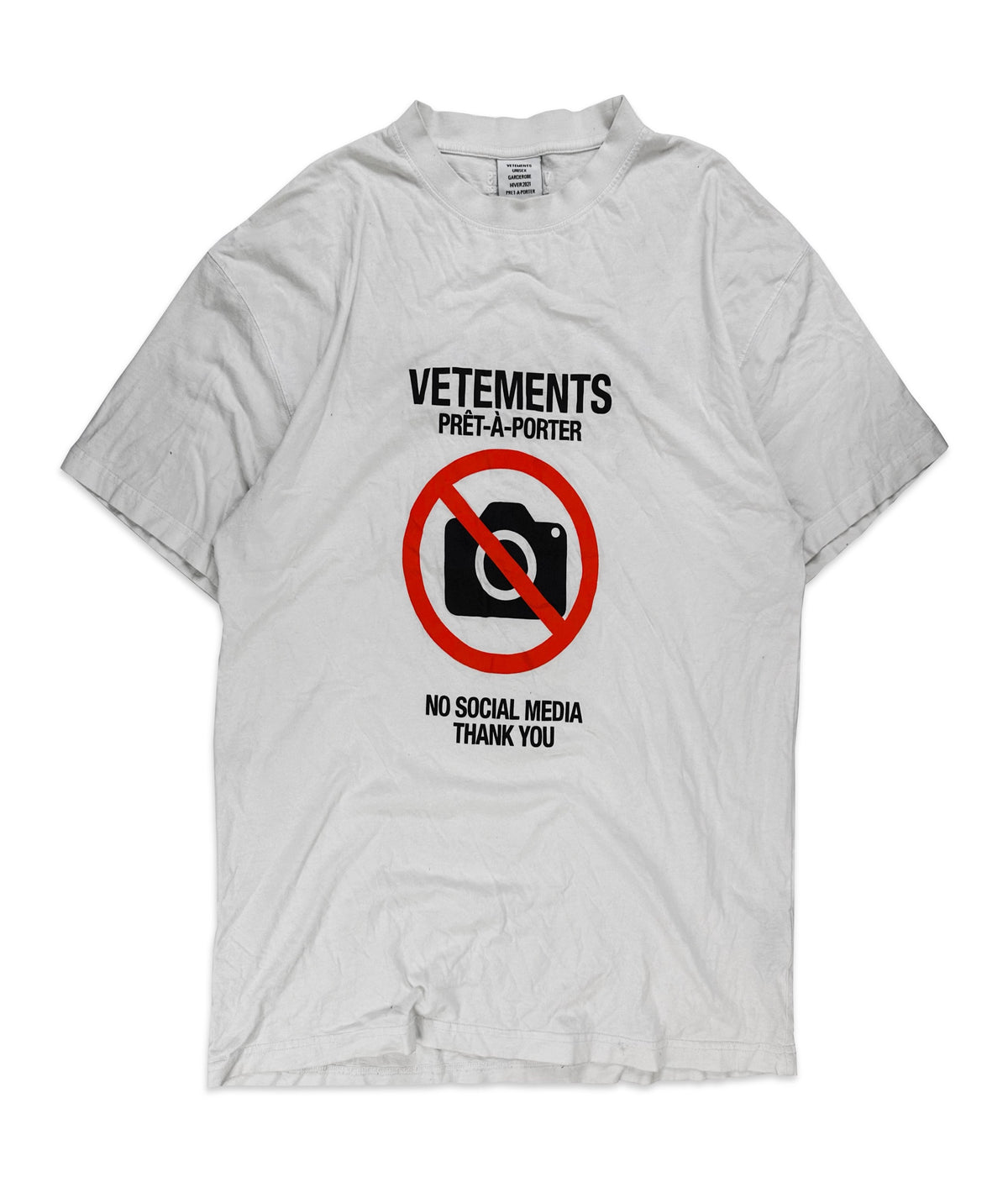 AW21 Vêtements ‘No Photos’ White Graphic Social Media T-Shirt