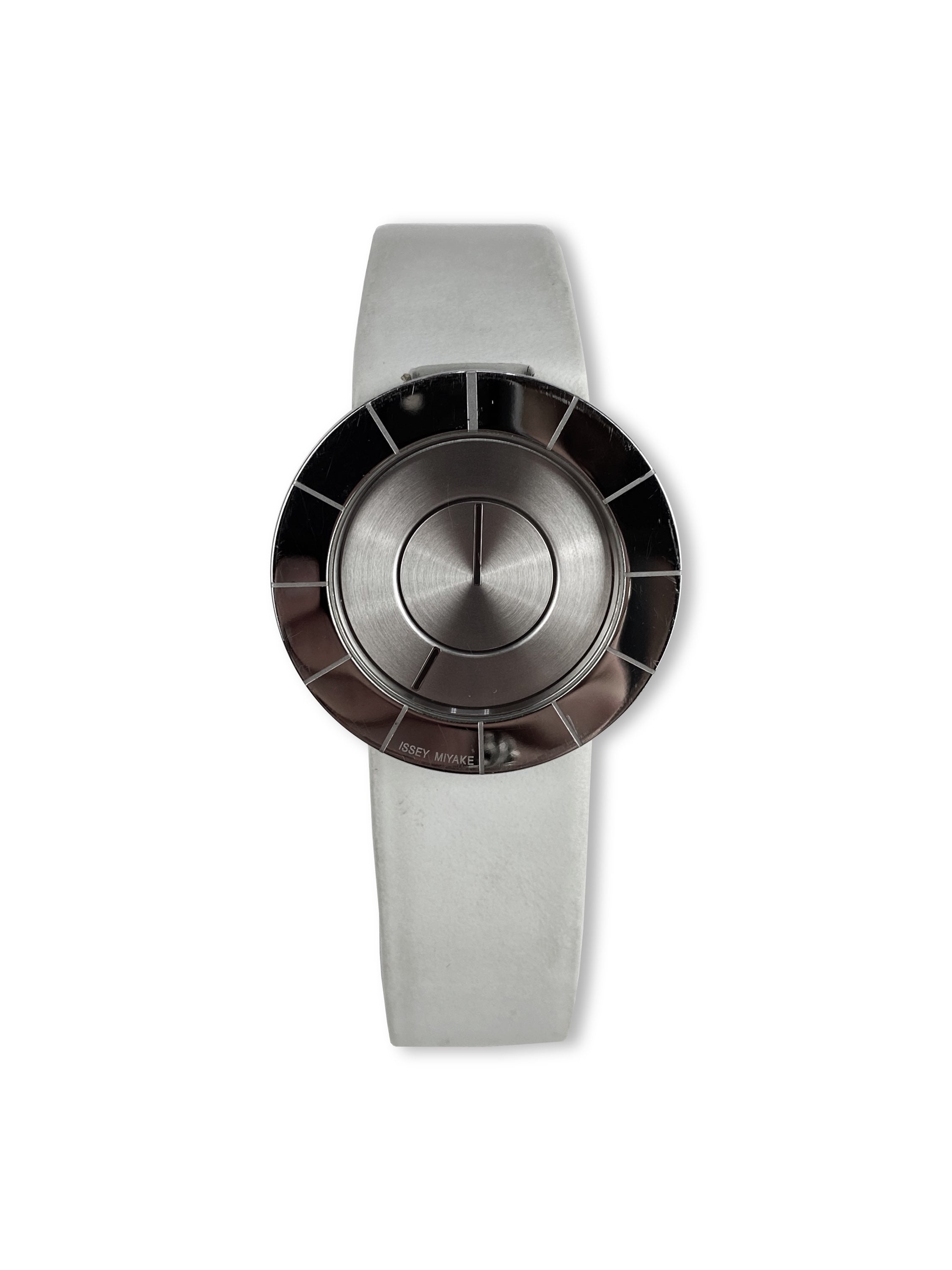 90s Issey Miyake TO SILAN001 Minimal Silver Leather Watch