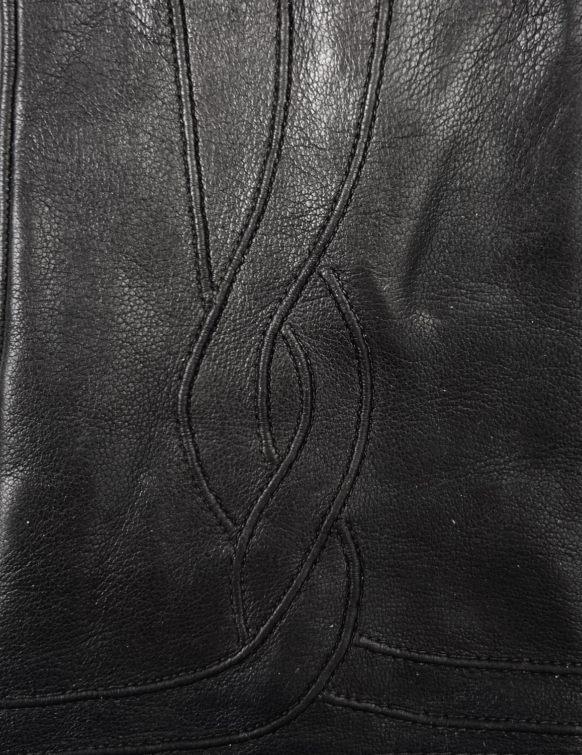 Bottega Veneta Stitched Black Leather Gloves