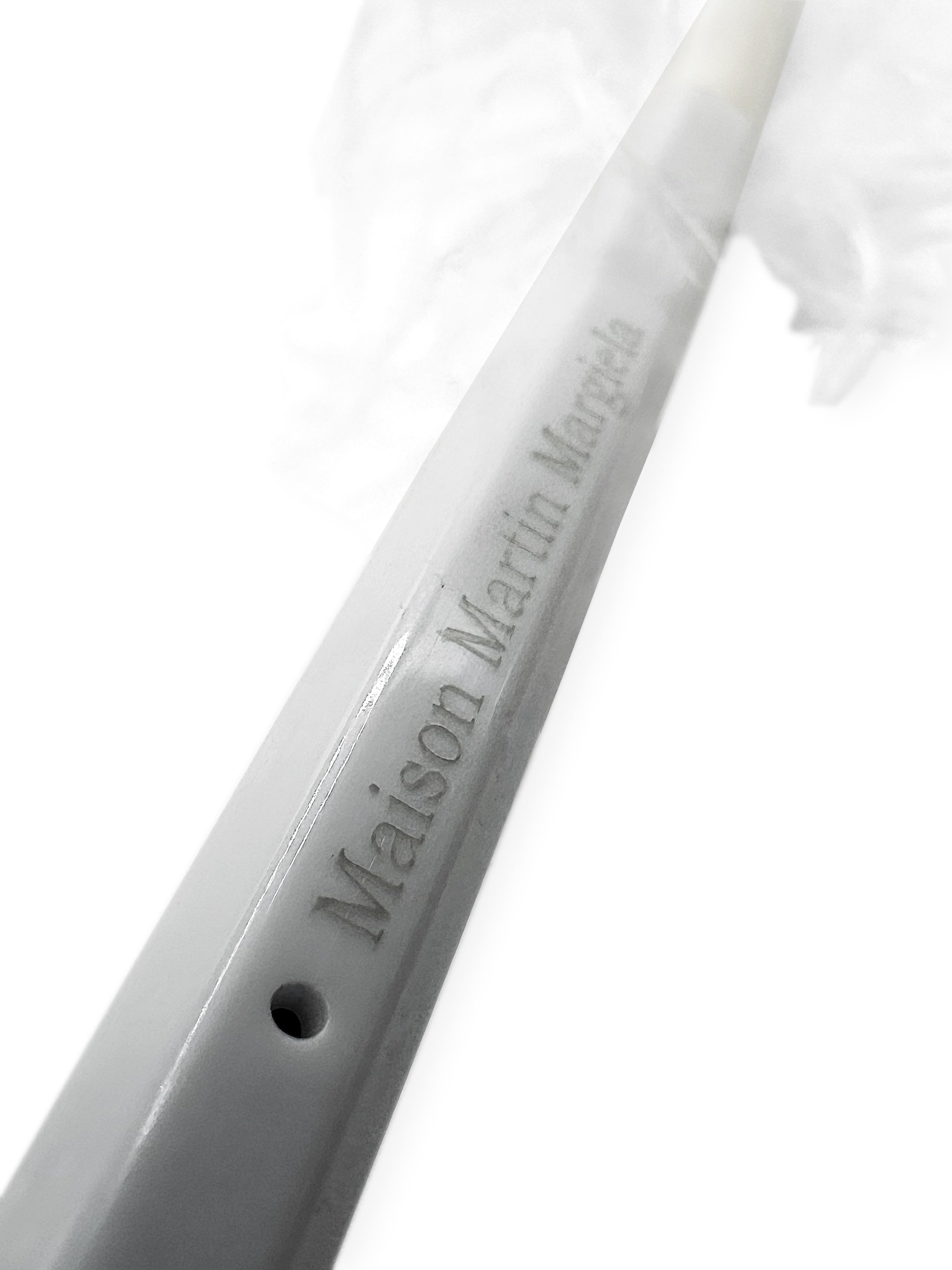 AW09 MAISON MARGIELA X BIC 'OSTICH' FEATHER WHITE PEN | ArchiveThreads