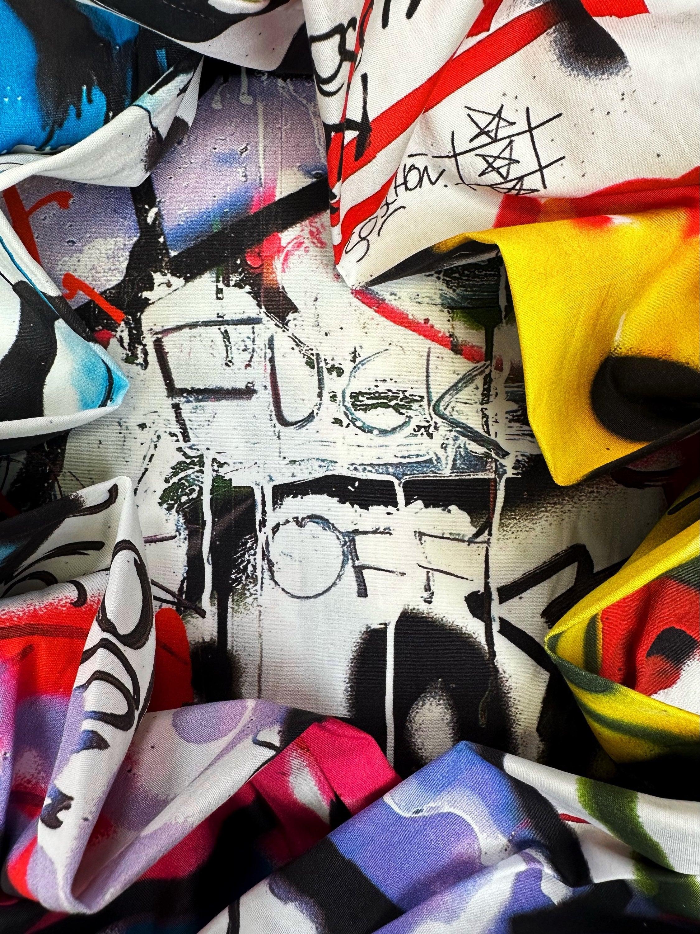 Vêtements ‘Graffiti’ Full Print Oversized Button Up Long Sleeve