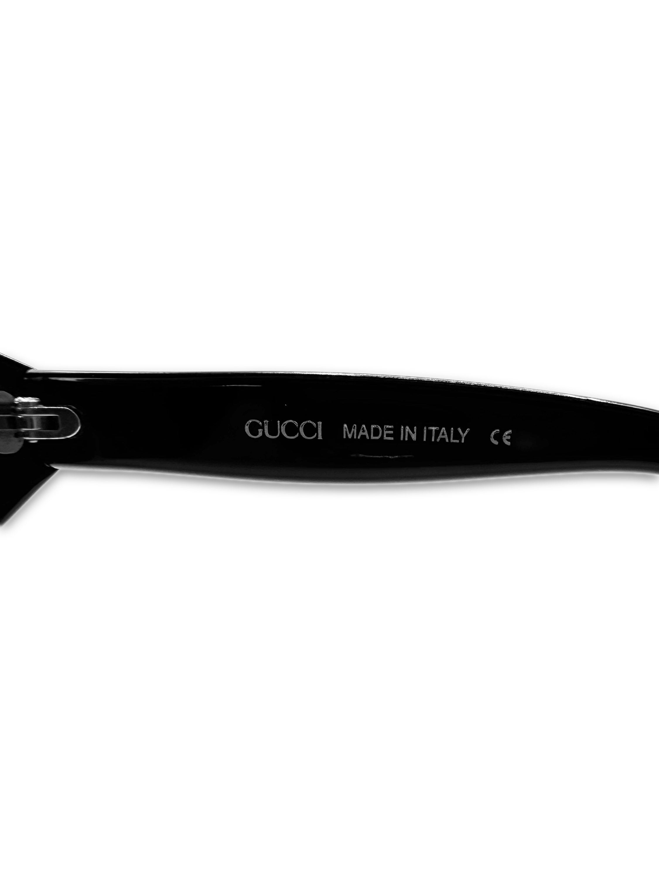 00s Gucci Dark Tint ‘GG’ Motif Rounded Sunglasses