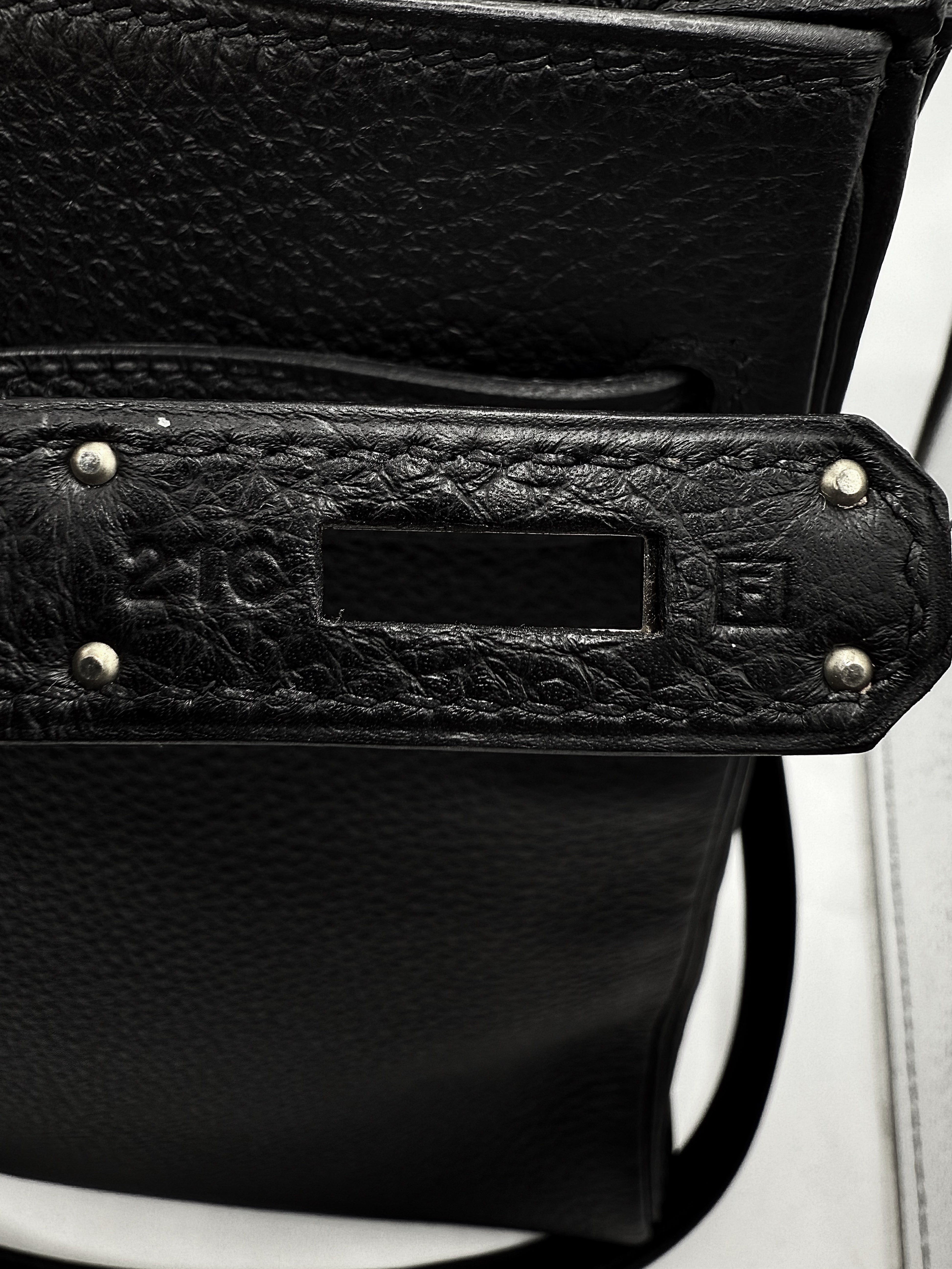 2002 Hermès Kelly 35 Retourne Black Togo Palladium Hand Bag