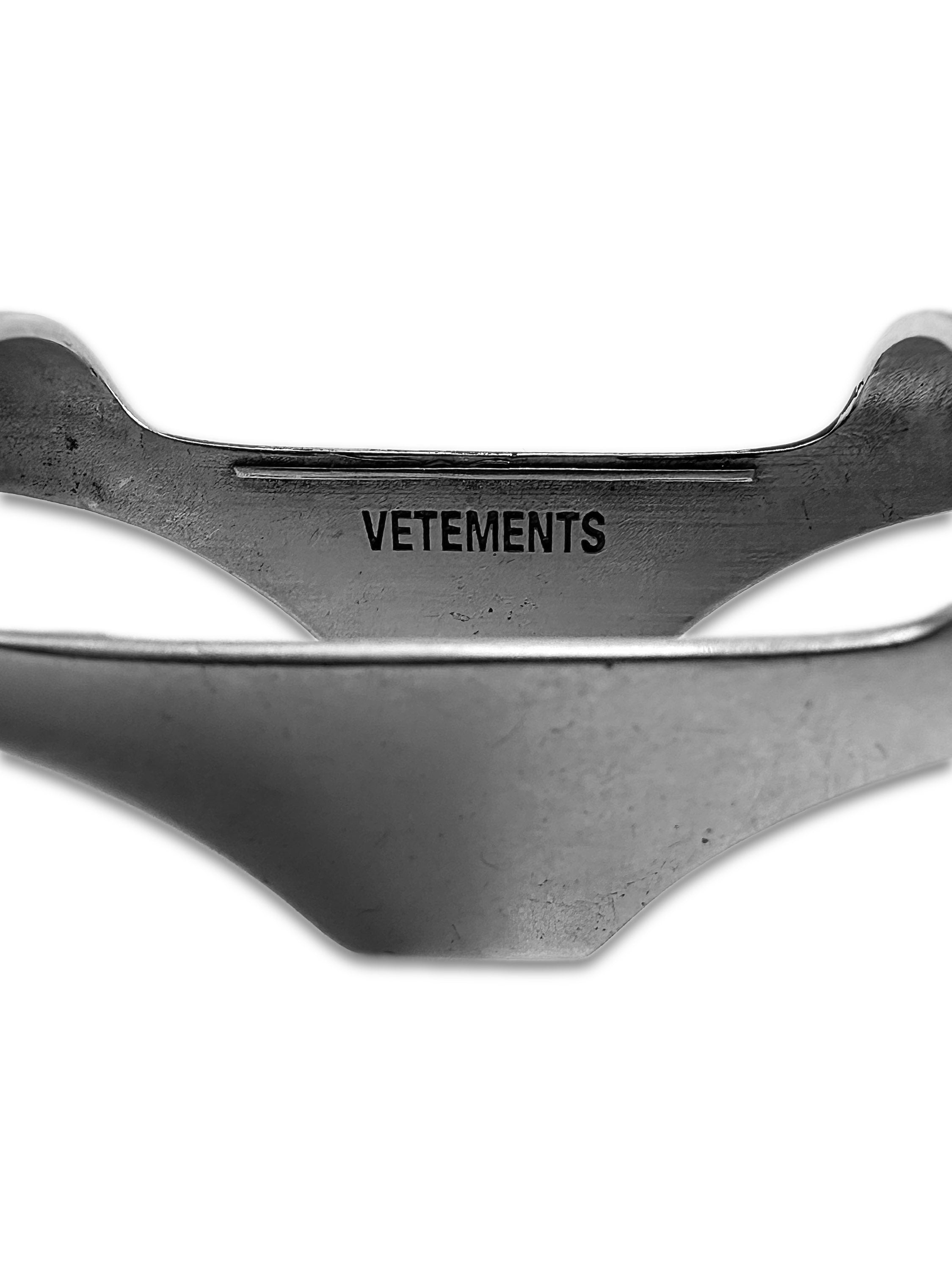 SS16 Vêtements ‘BIC Lighter’ Etched Silver Cut Out Ring