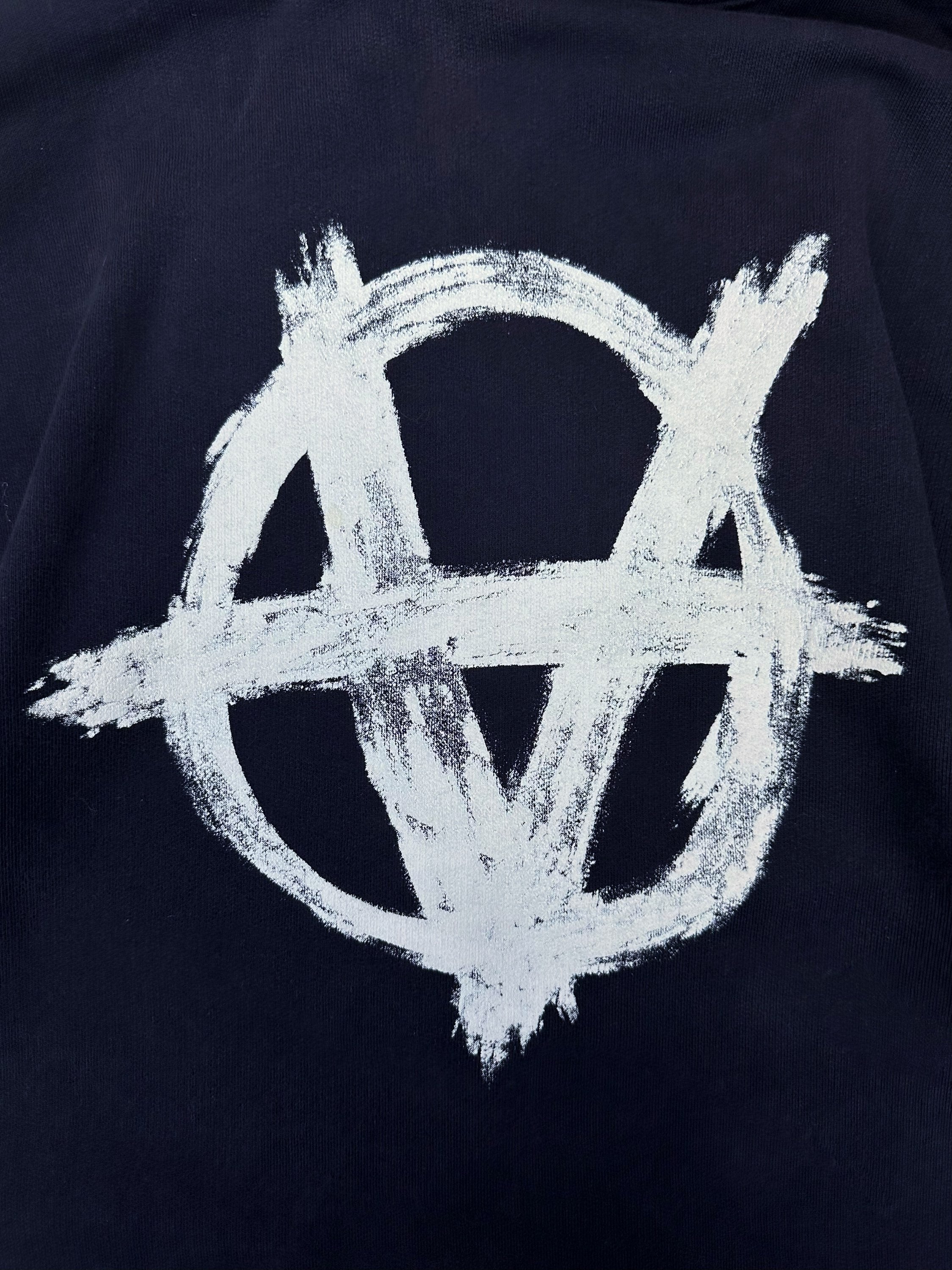 AW20 Vetements ‘Anarchy’ Motif Shipping Label Patch Hoodie