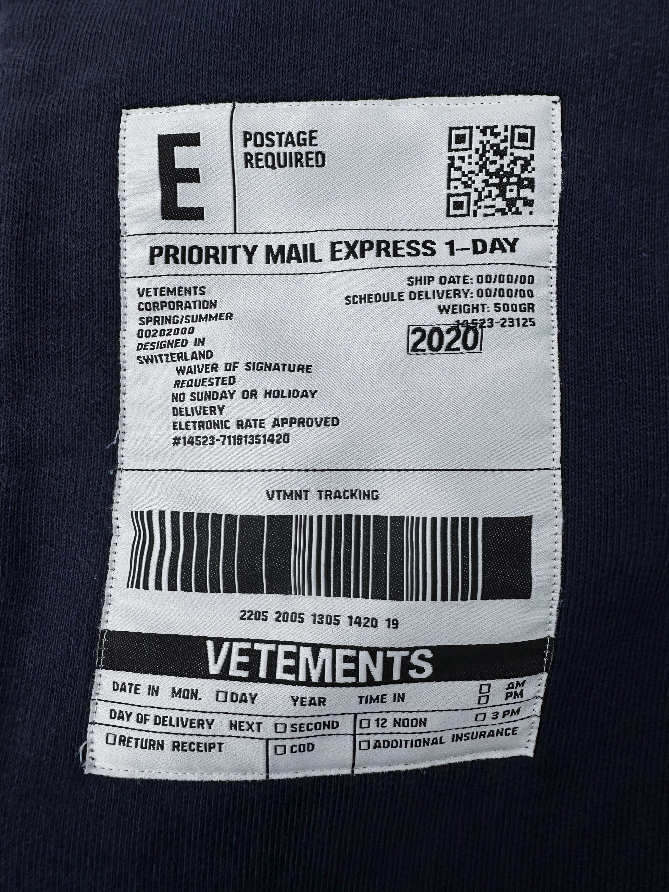 AW20 Vetements ‘Anarchy’ Motif Shipping Label Patch Hoodie