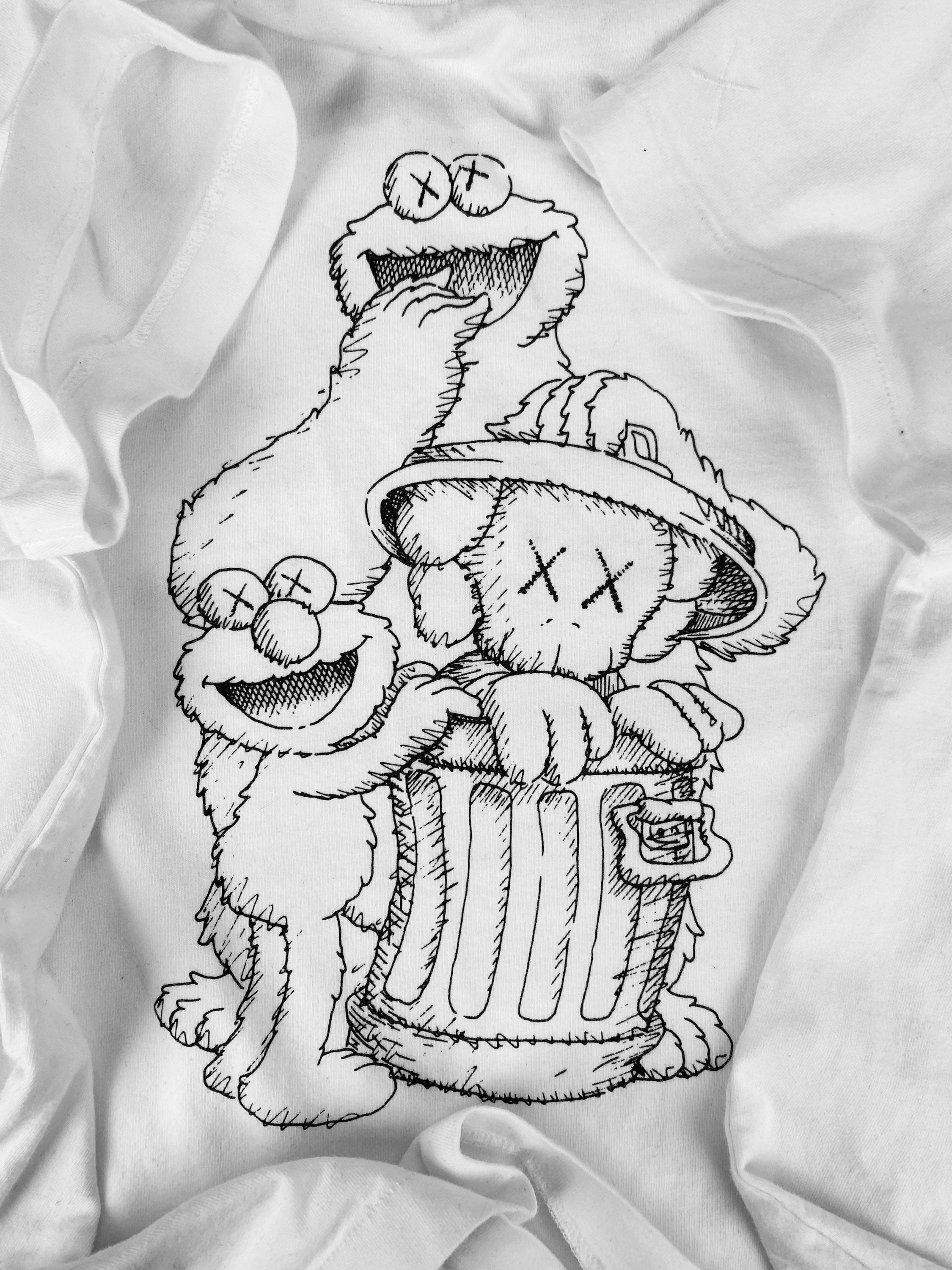 Kaws x Uniqlo ‘Sesame Street’ Graphic White T-Shirt
