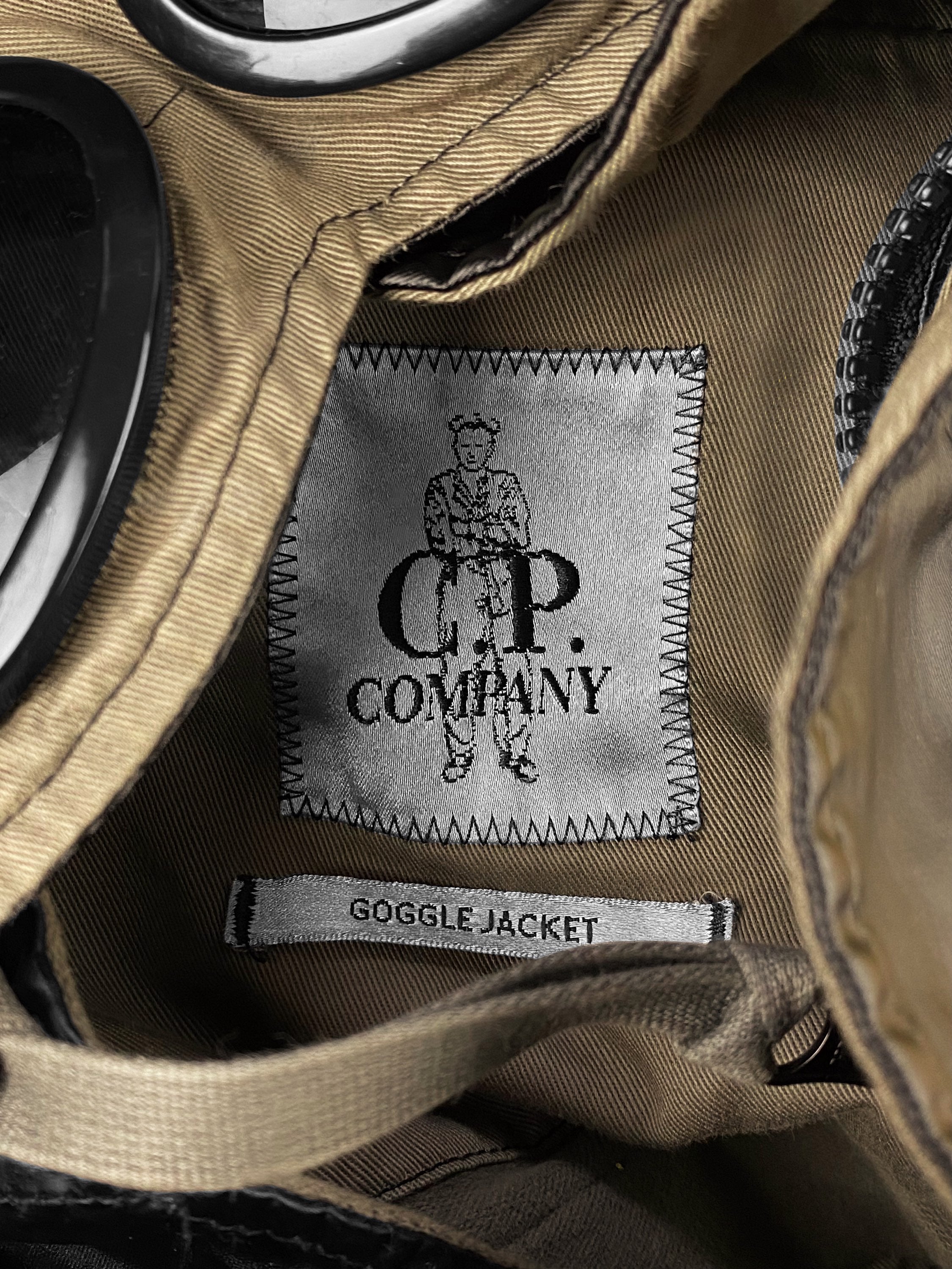 00s C.P. Company ‘Goggle’ 3D Cargo Pocket Rubberized Jacket