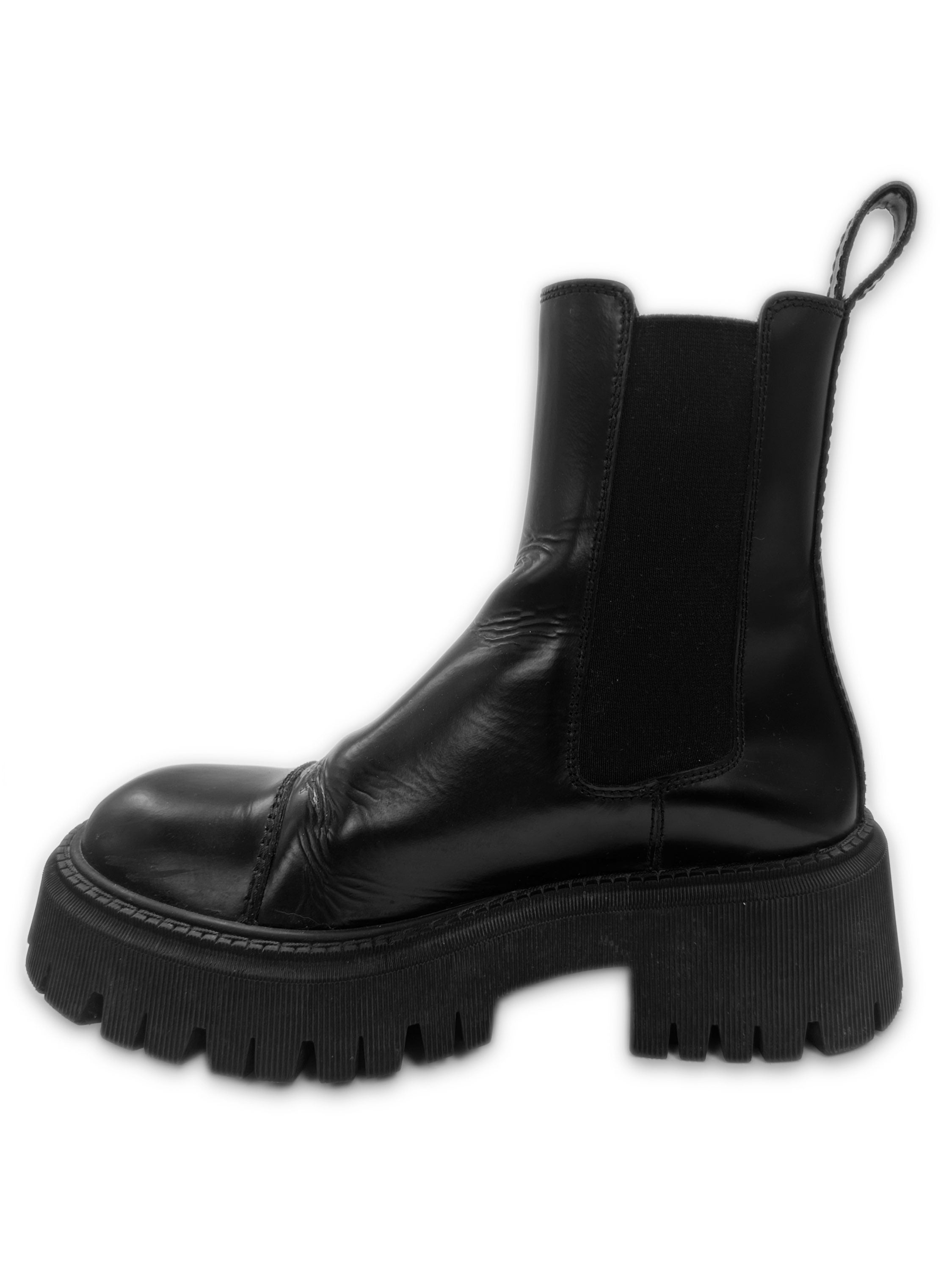 Balenciaga ‘Tractor’ Chelsea Black Leather Platform Boots