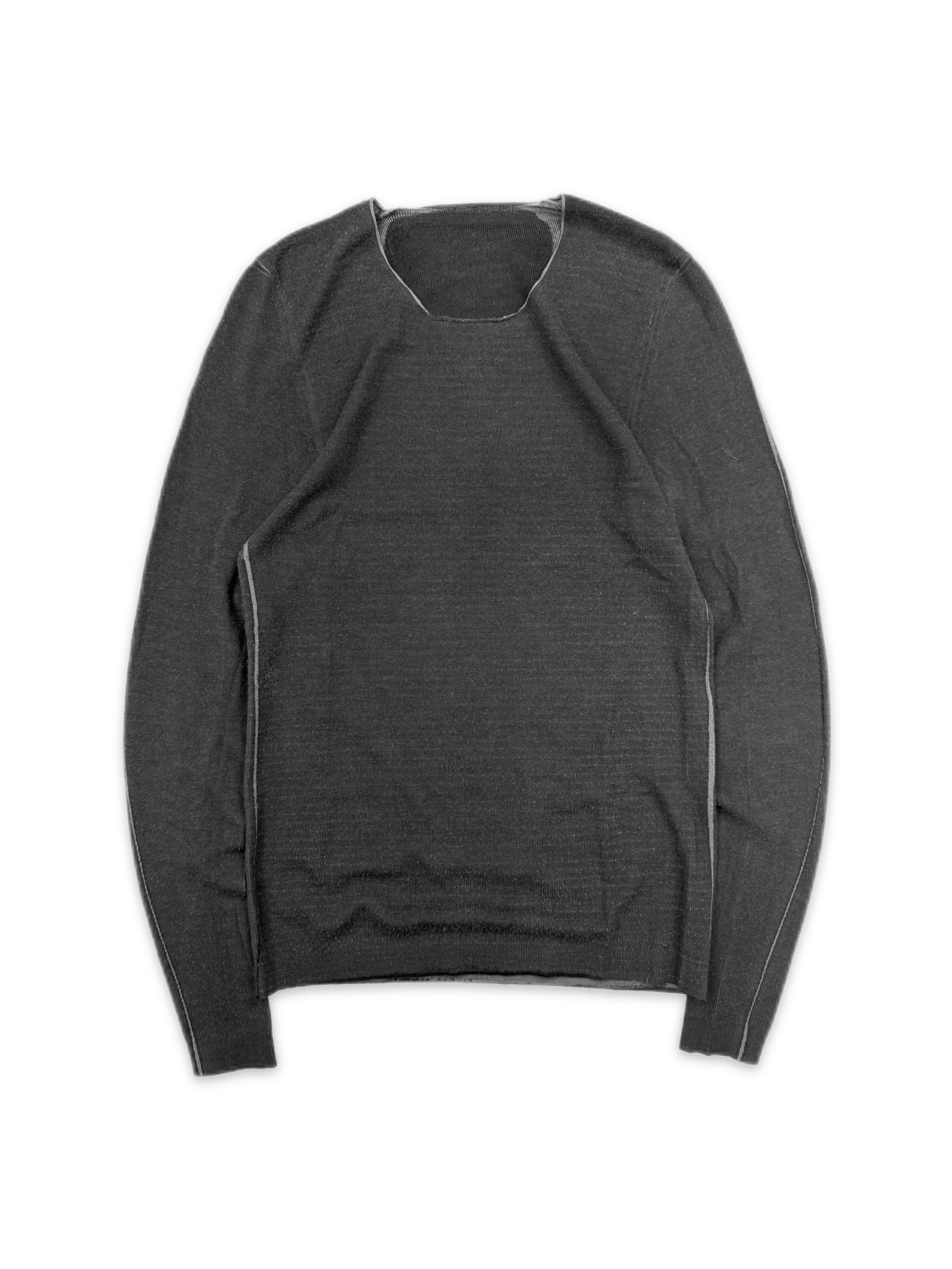 Label Under Construction LUC Light Weight Knitted Sweater