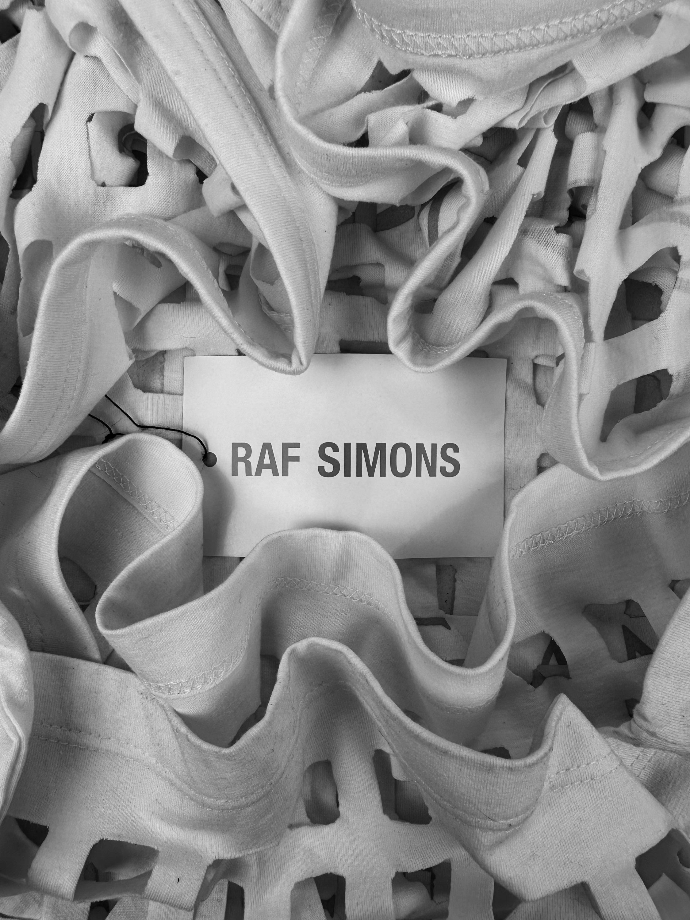 SS06 Raf Simons “Icarus Surgit” MMDCCLIX Laser Cut Tank-top