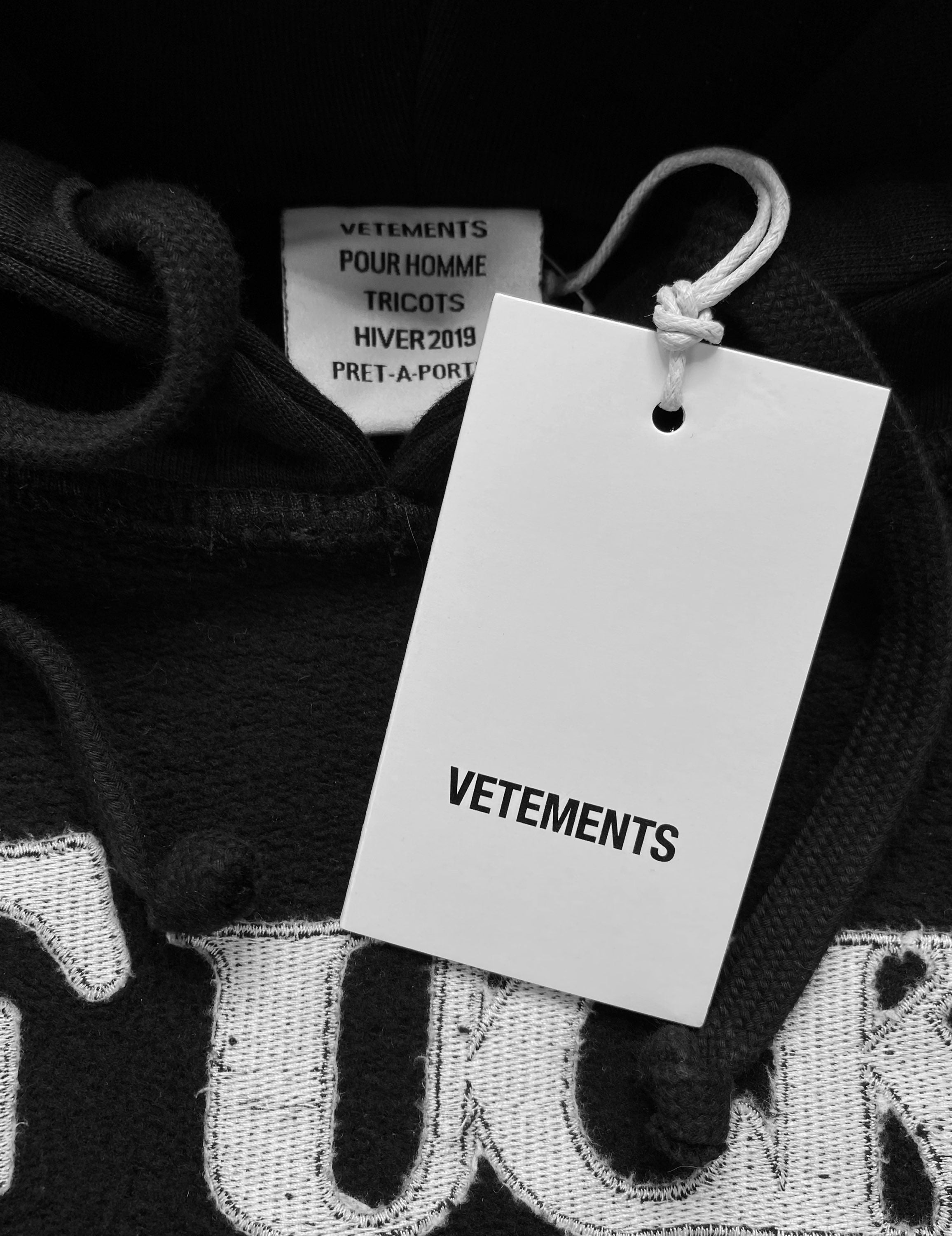 FW19 Vêtements ‘Fuck’ Inside Out Patched Black Hoodie