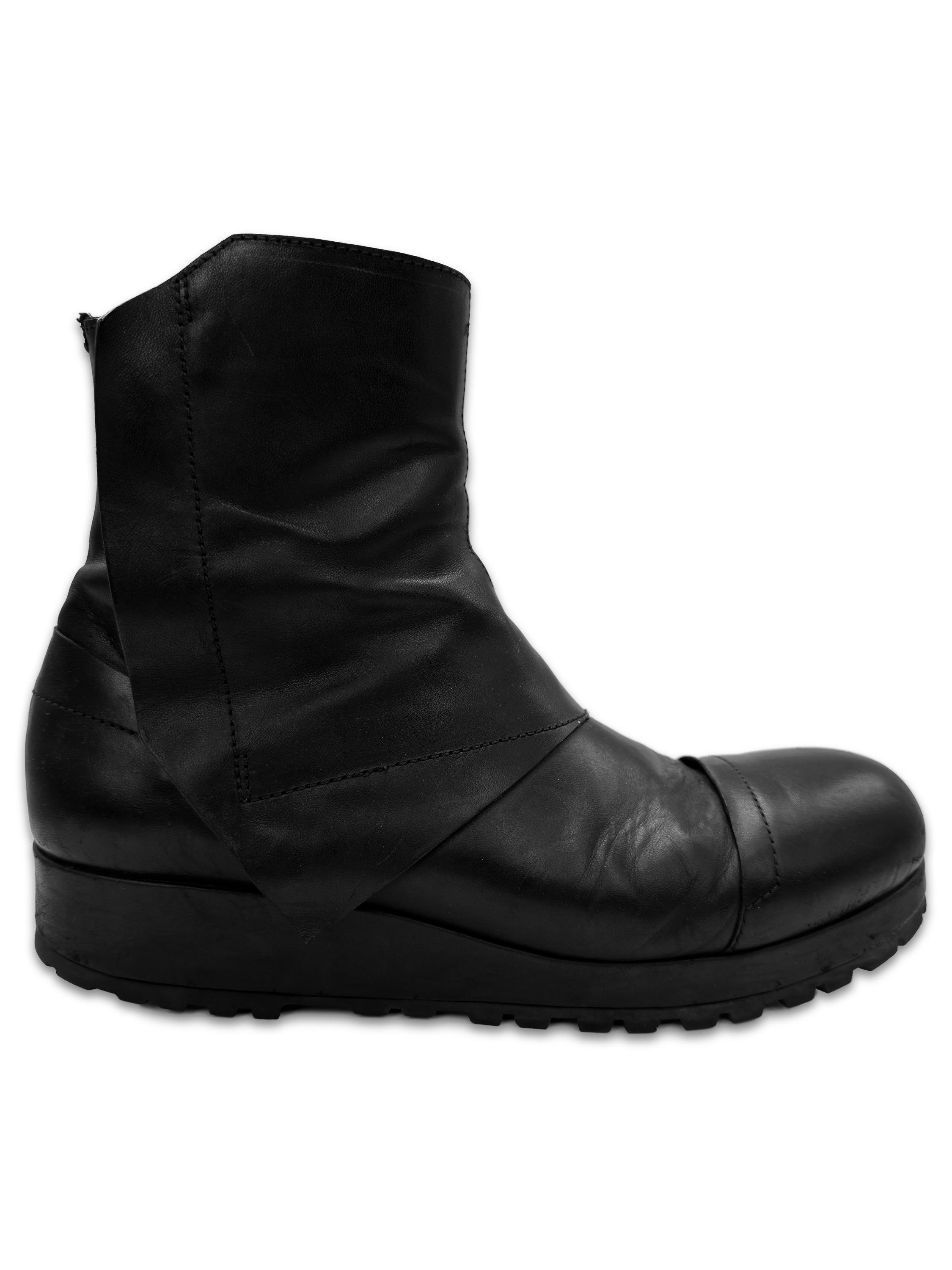 Alexander Plokhov Black ‘Mummy Wrap’ Leather Back-zip Boots