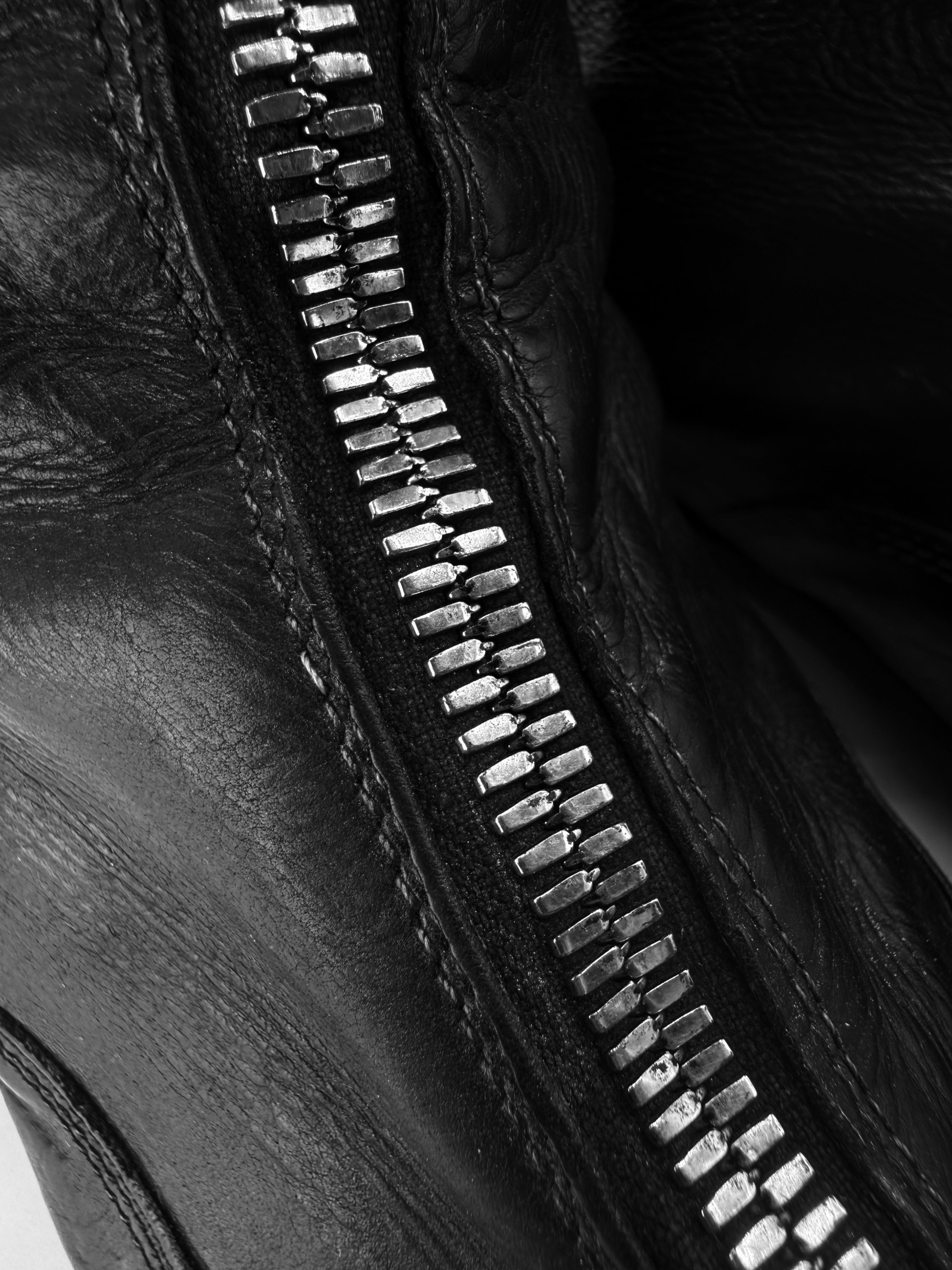 Guidi 310 Full Grain Horse Leather Black Front-zip Boots