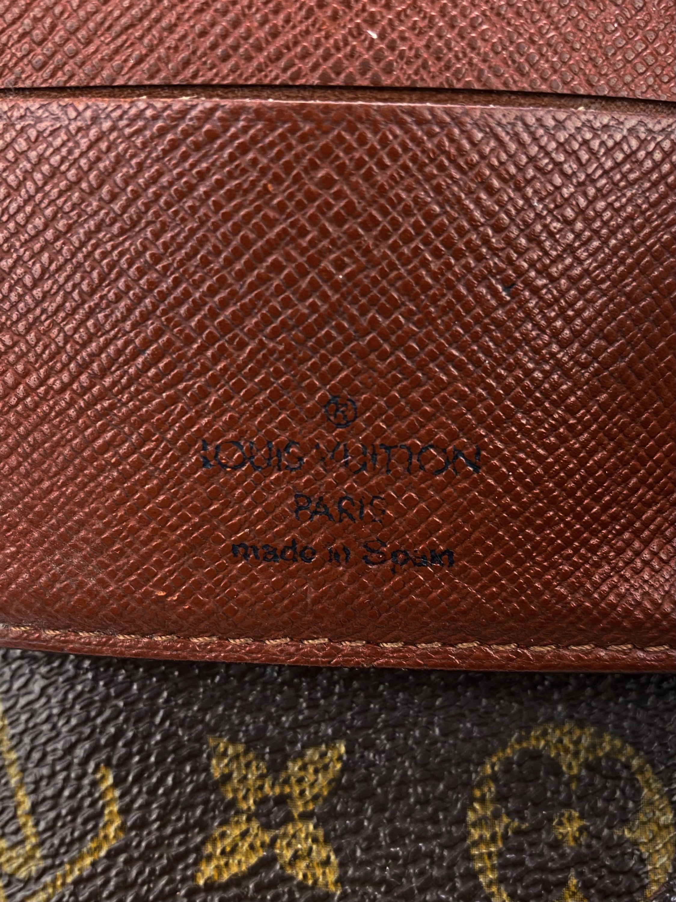 Louis Vuitton Classic LV Monogram Bifold Wallet