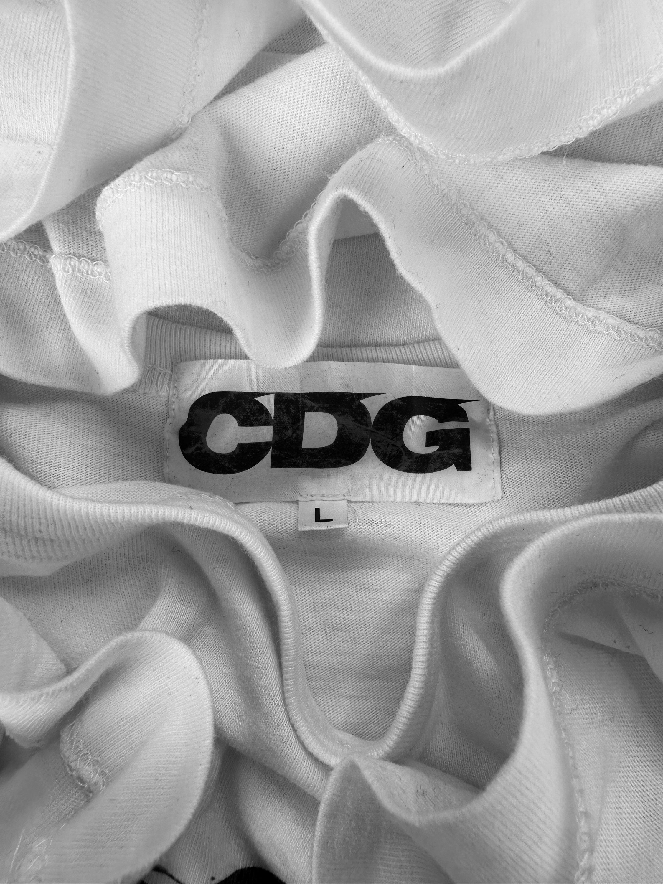 Comme des Garçons ‘CDG’ Logo White Slogan T-Shirt