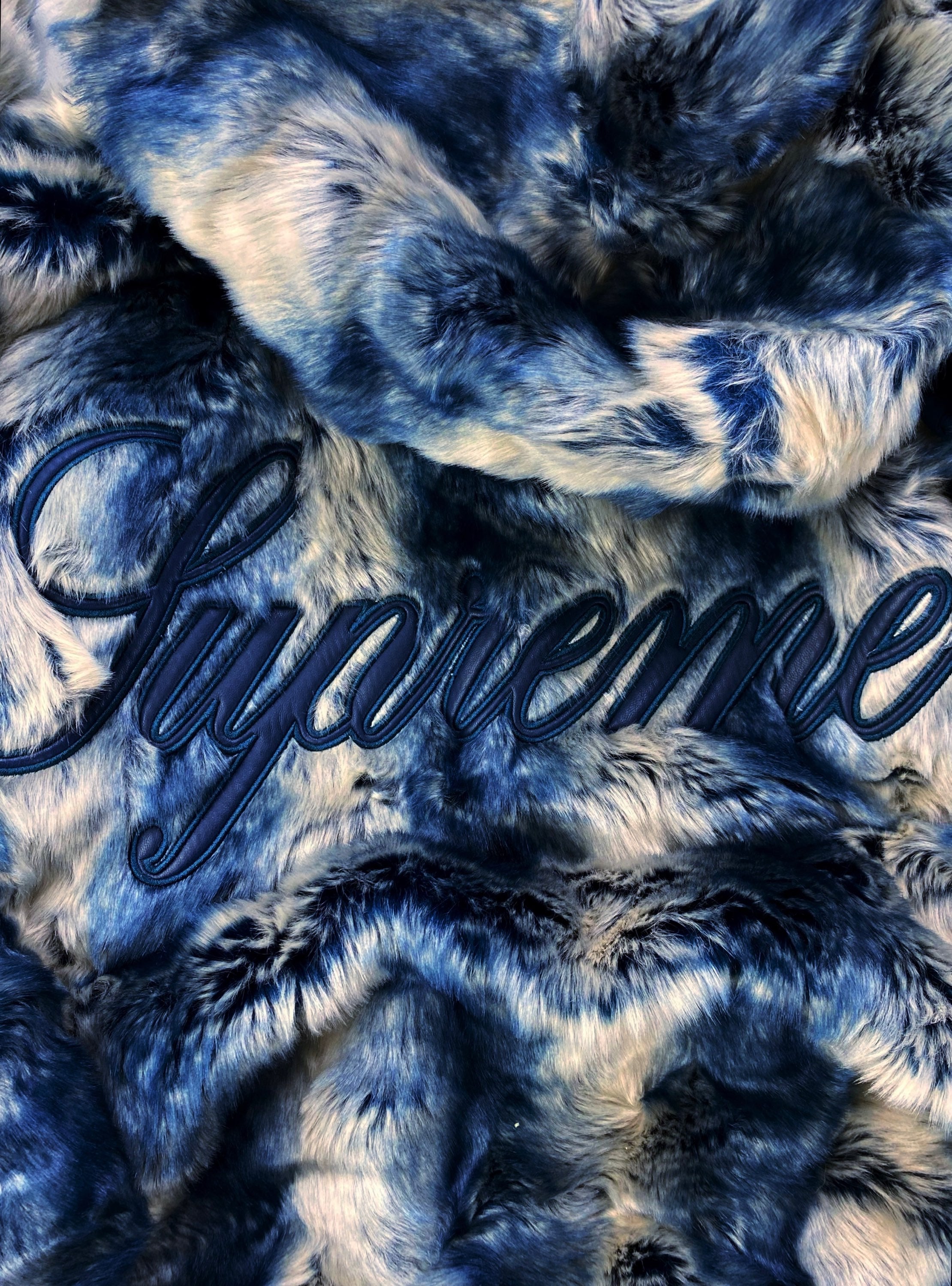 FW22 Supreme ‘3M’ Faux Fur Gradient Reversible Bomber Jacket