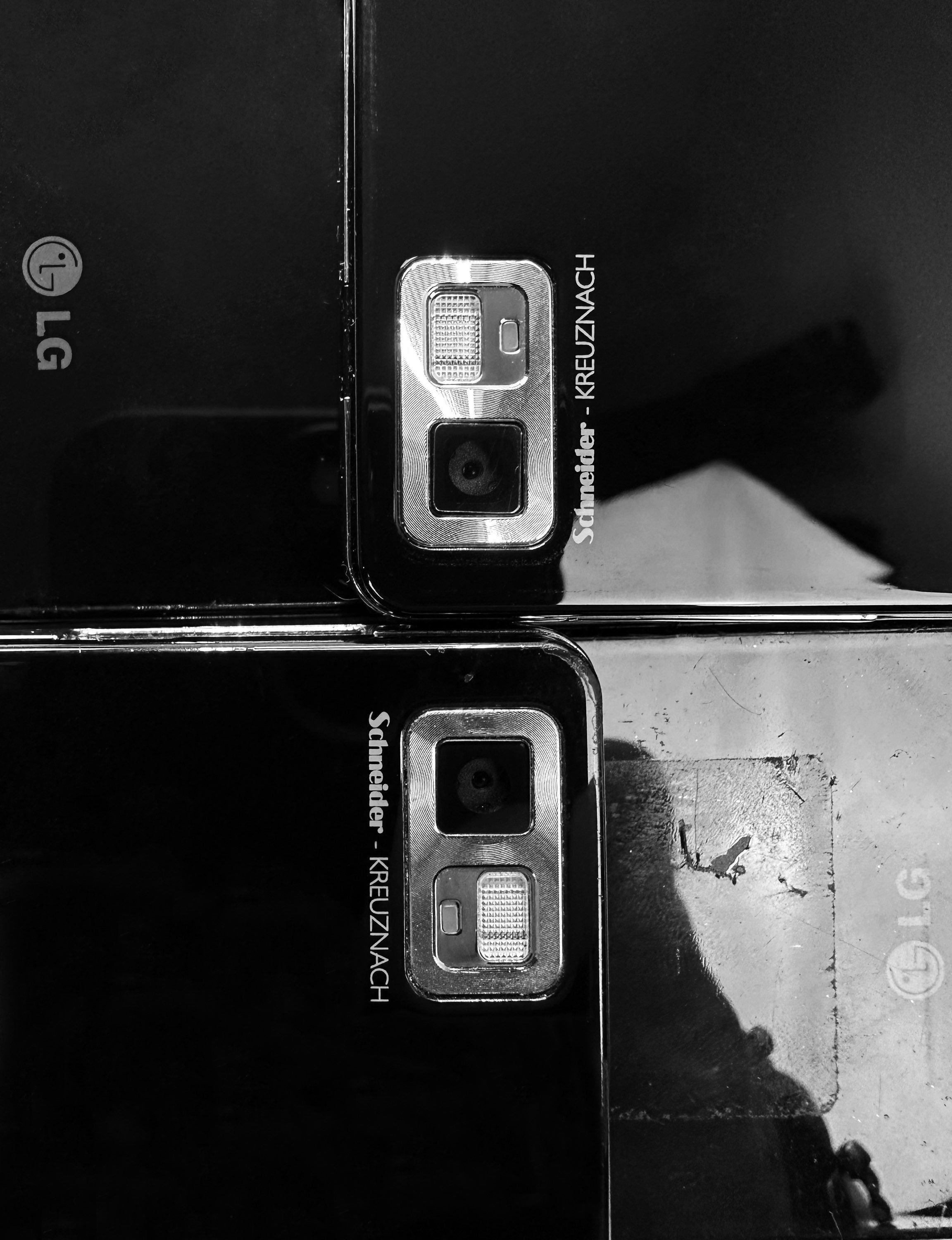 2007 Prada x LG ‘KE850’ 1.0 Capacitative Touch Screen Phone