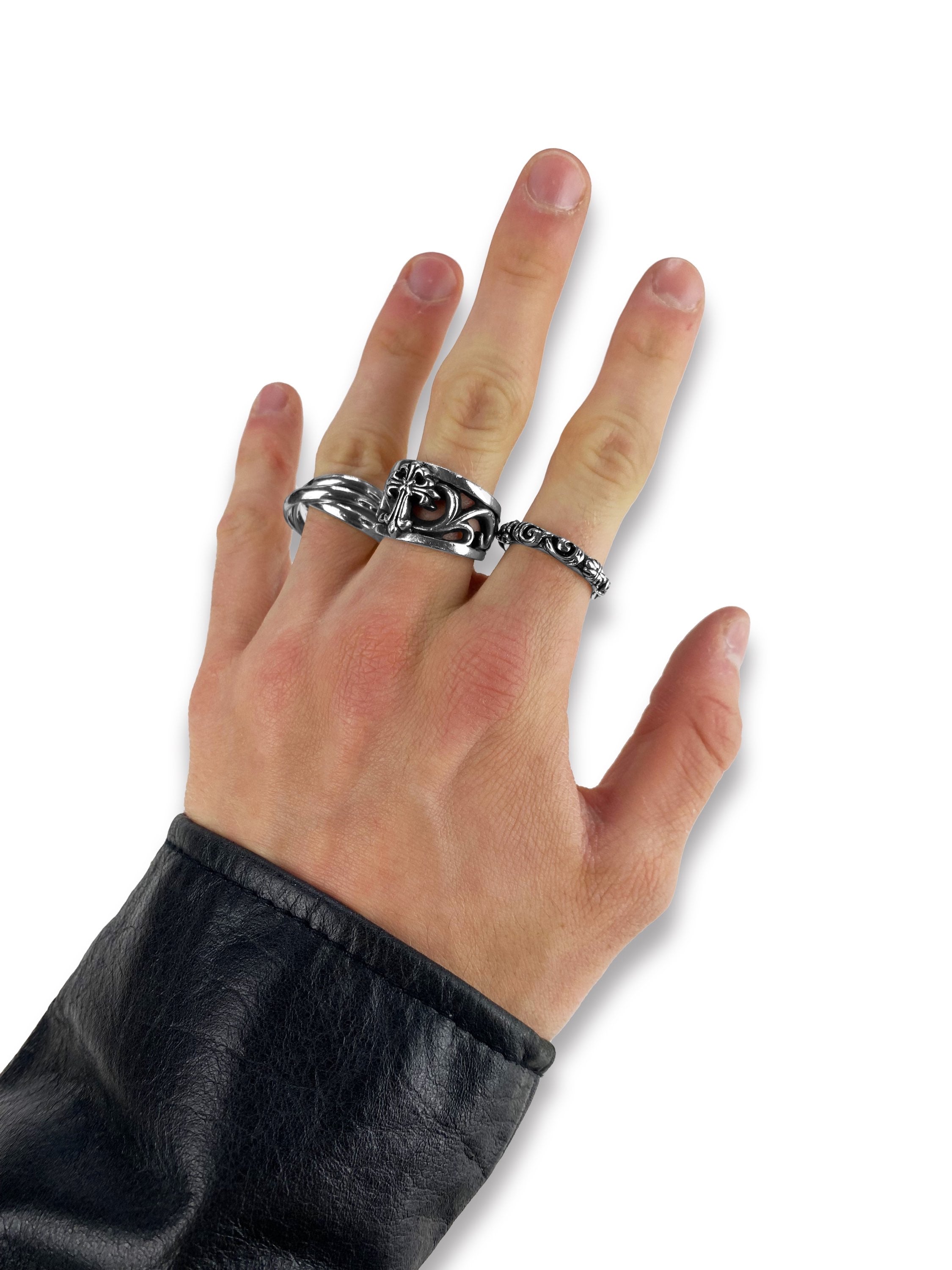90s A&G Rock ‘n Roll Couture .925 Silver Etched Ring