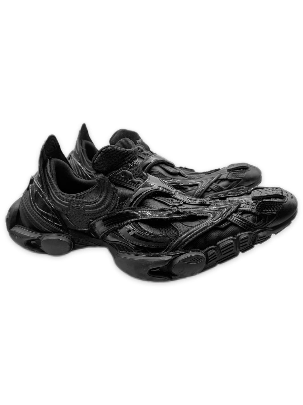 AW24 Balenciaga ‘Reptile’ Black Pointed Low-top Sneakers