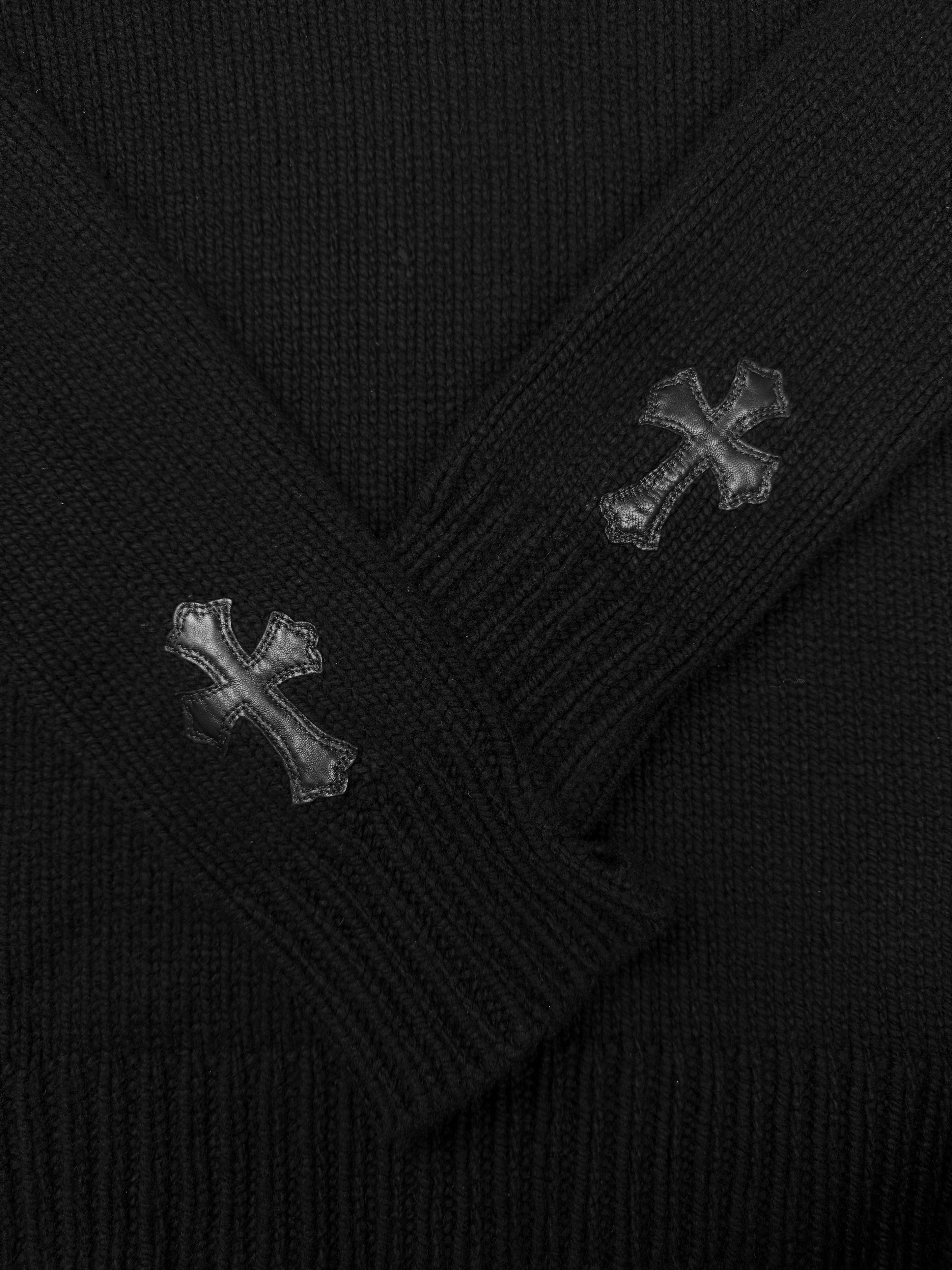 Chrome Hearts Cashmere Lambskin Cross Patch Knit Thumb Hole Sweater