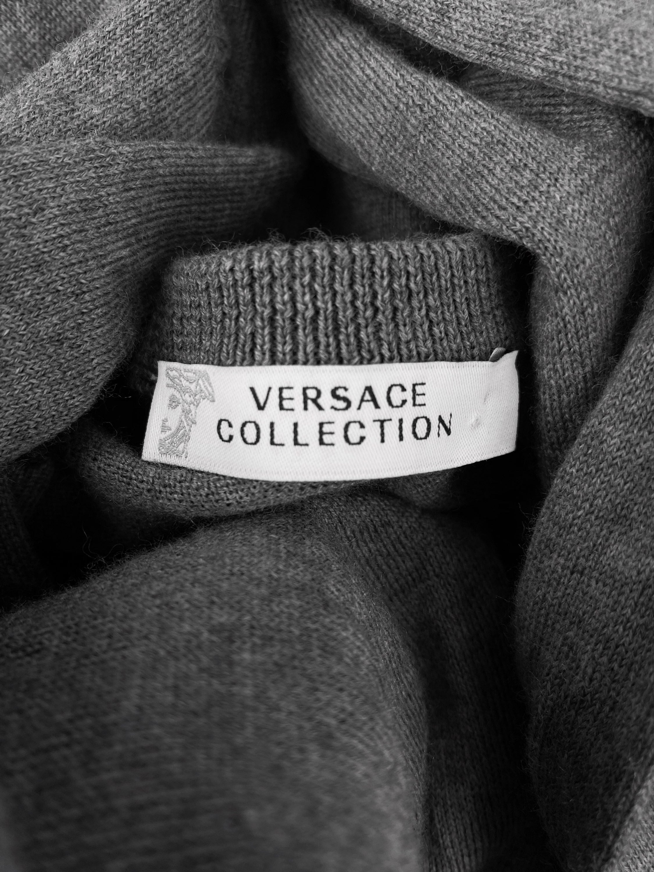 00s Versace Embroidered Logo Grey Knit Sweater