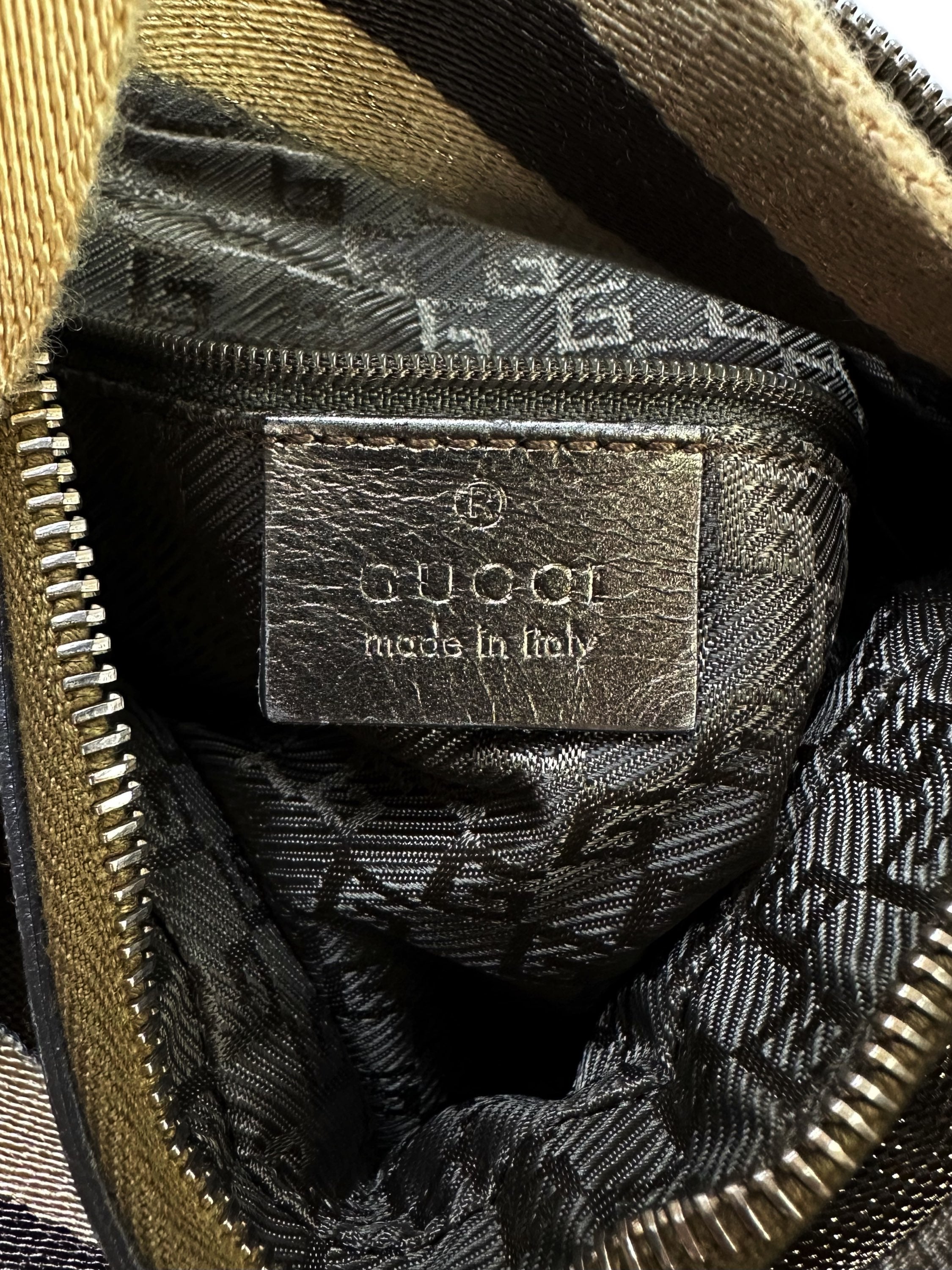 00s Gucci Olive Green Nylon Striped Hand Bag