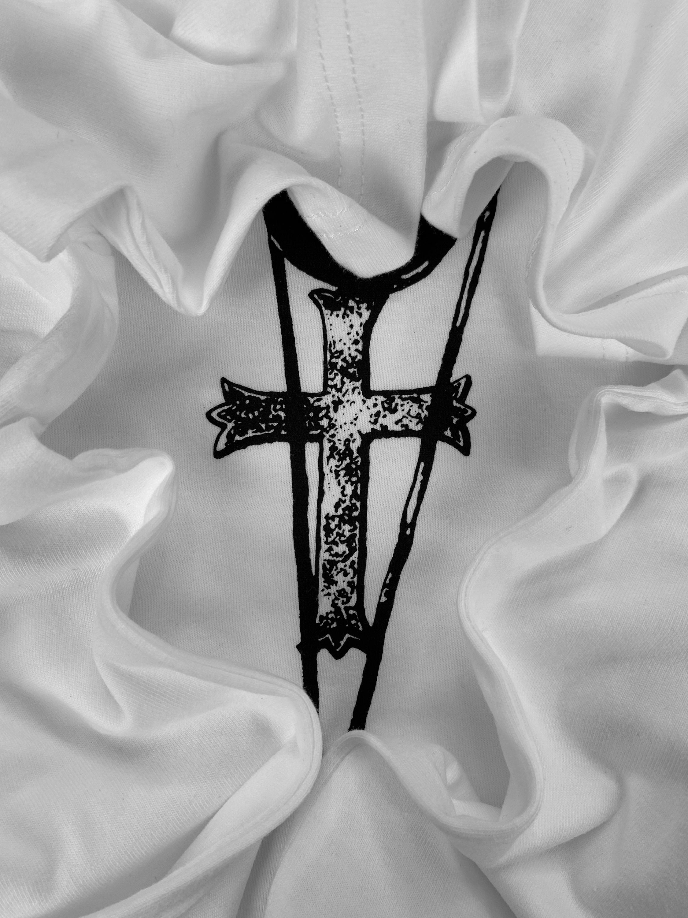 Number (N)ine Gothic Rosary Trompe L’oeil Graphic T-Shirr