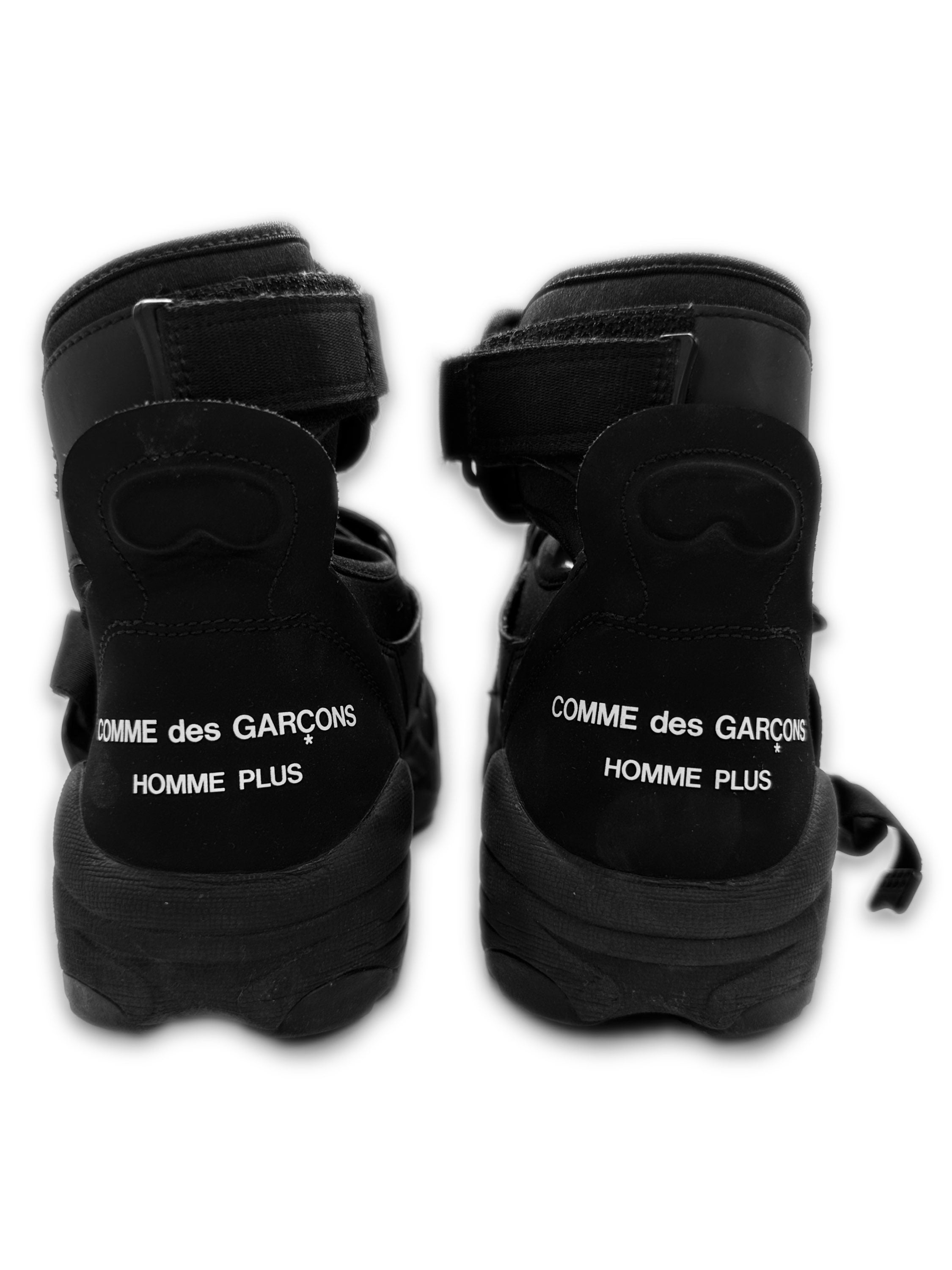 Comme des Garçons Homme Plus X Nike Air Carnivore Sneakers