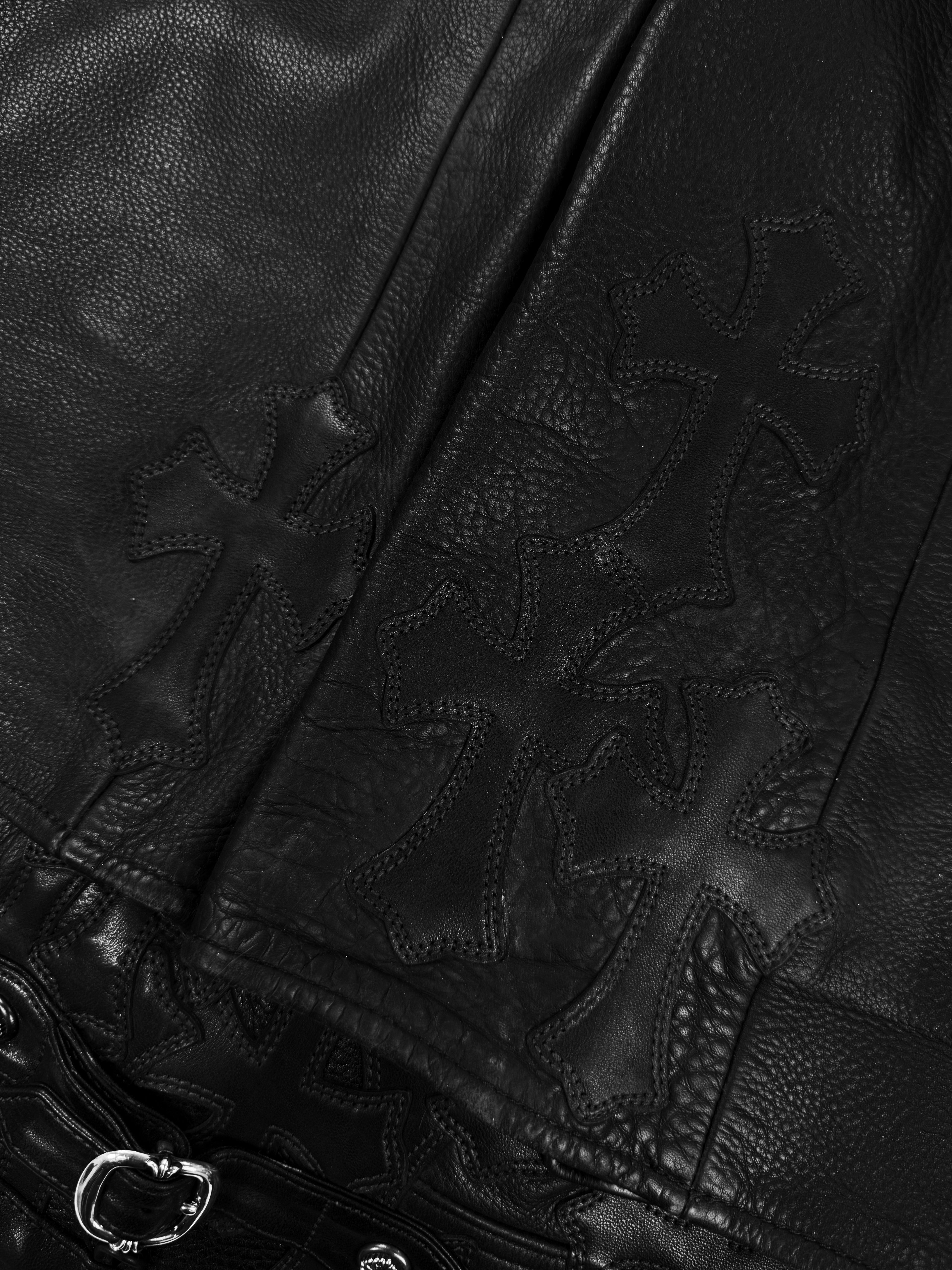 Chrome Hearts 30 Cross Patch Back Buckle Gunslinger Leather Fleur Knee Pants
