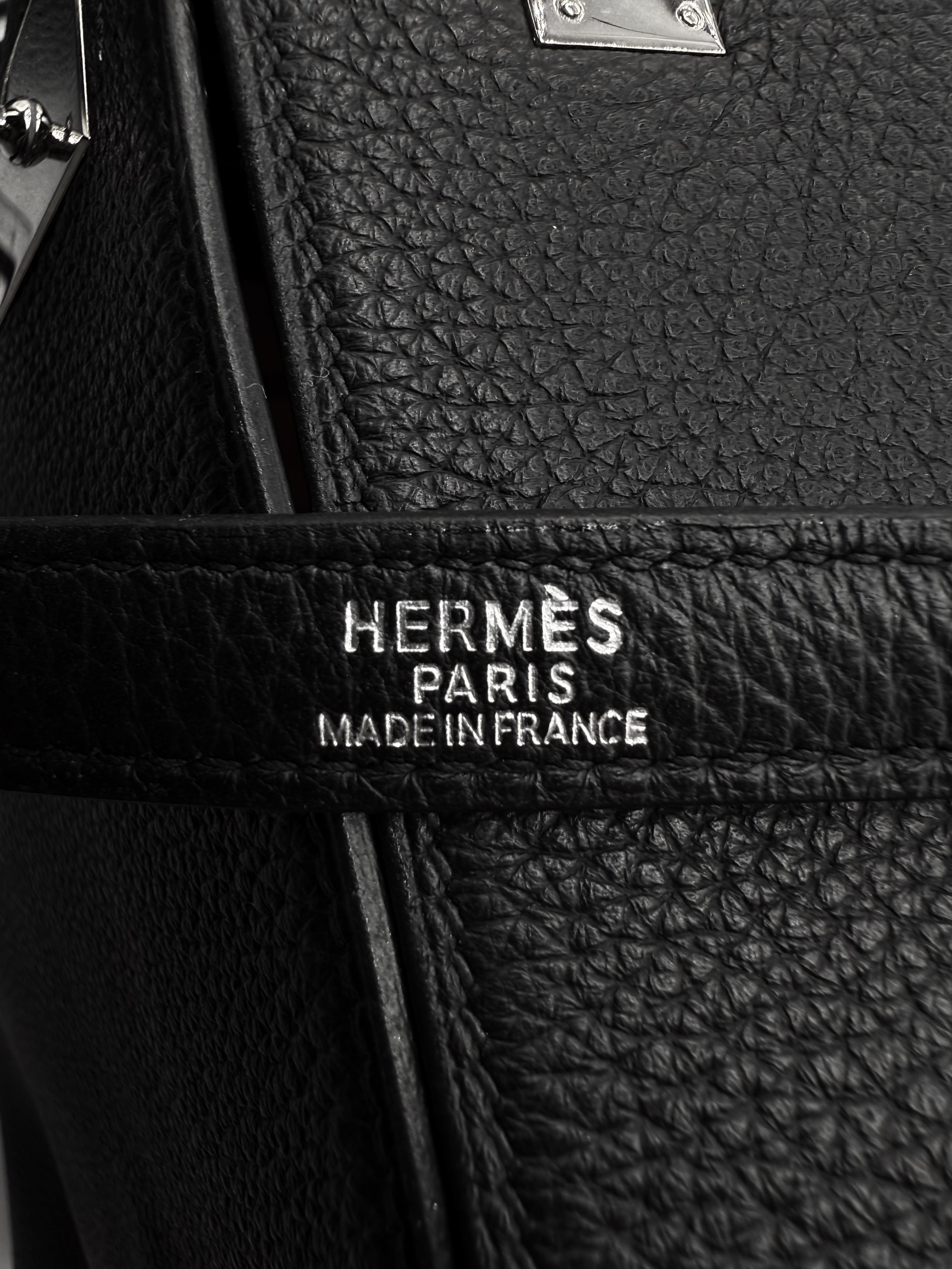 2002 Hermès Kelly 35 Retourne Black Togo Palladium Hand Bag