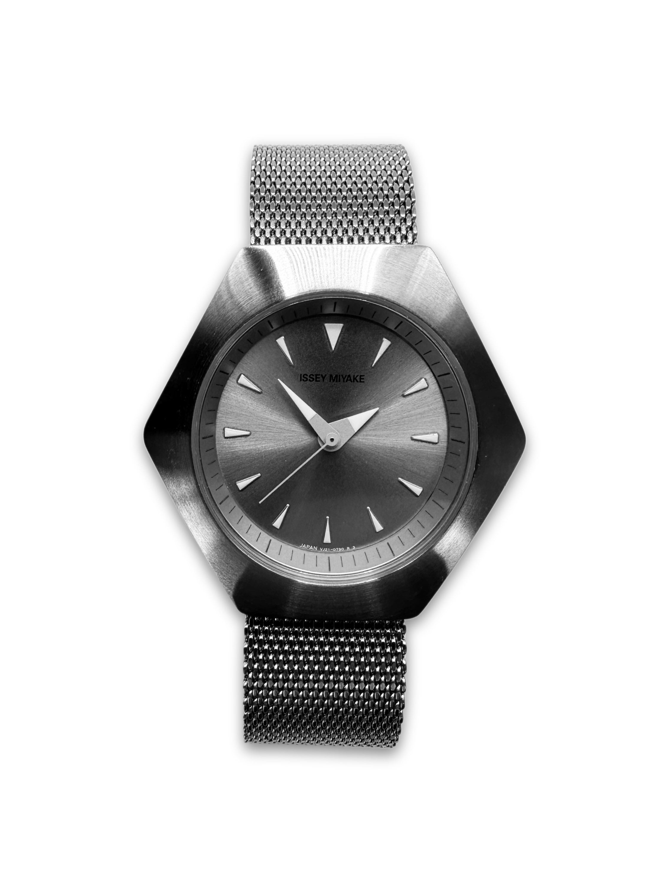 00s Issey Miyake by Konstantin Grcic ‘NYAM001’ Silver Geometric Watch