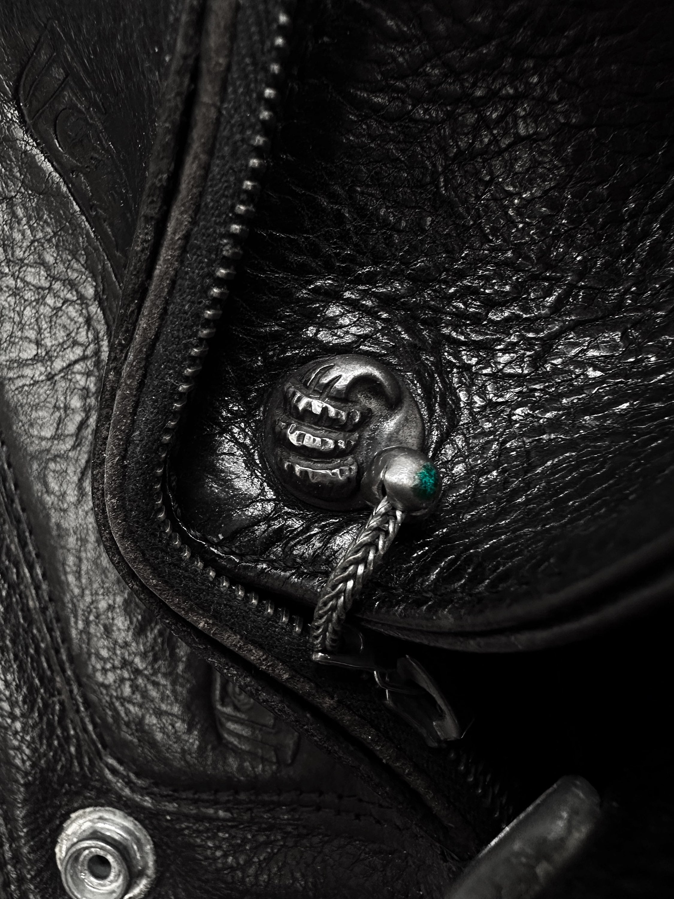 00s Chrome Hearts ‘Claw’ Motif .925 Silver Black Leather Bifold Wallet