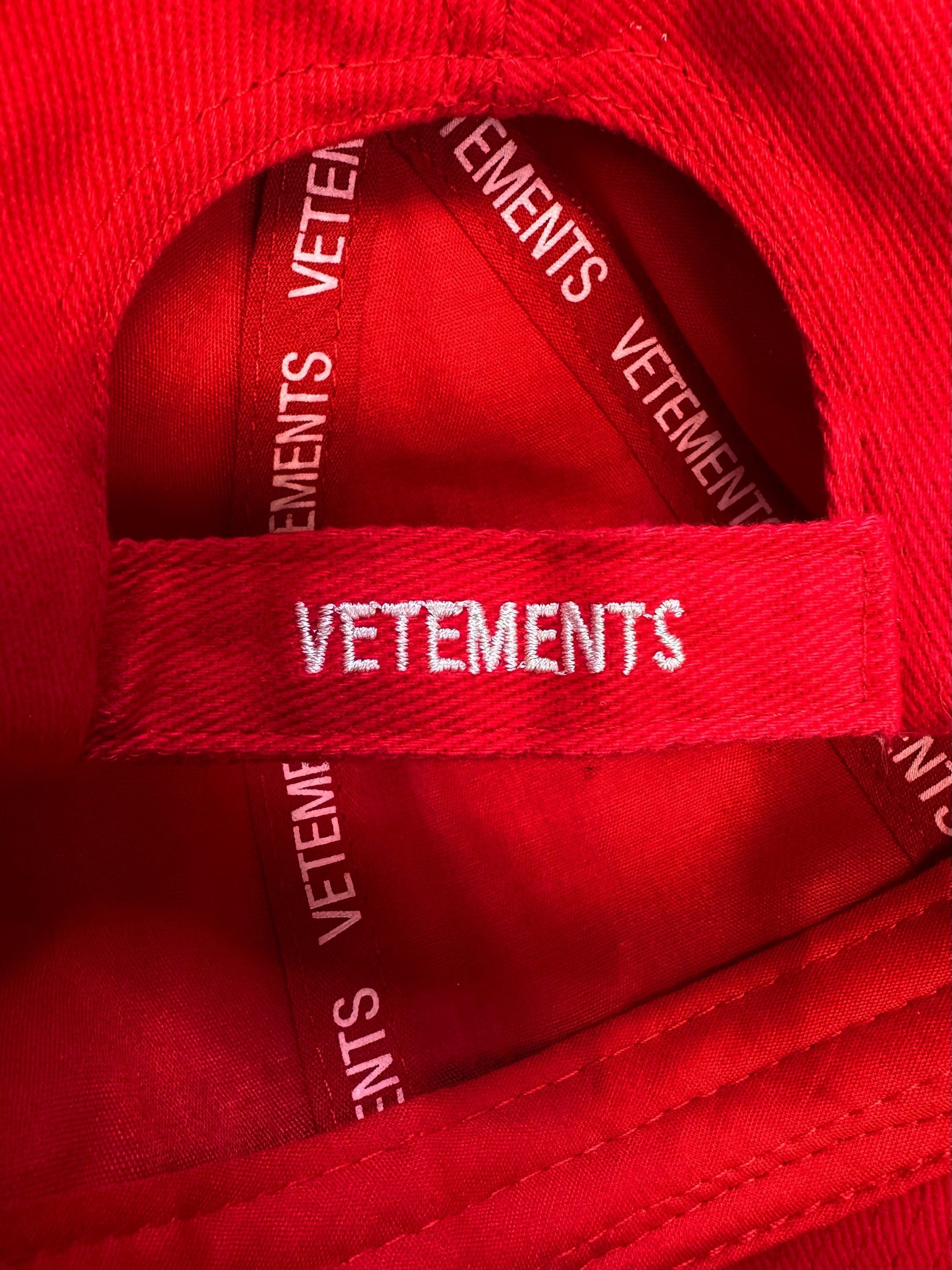 Vêtements Haute Couture ‘France’ Flag Motif Red Strap Back Hat
