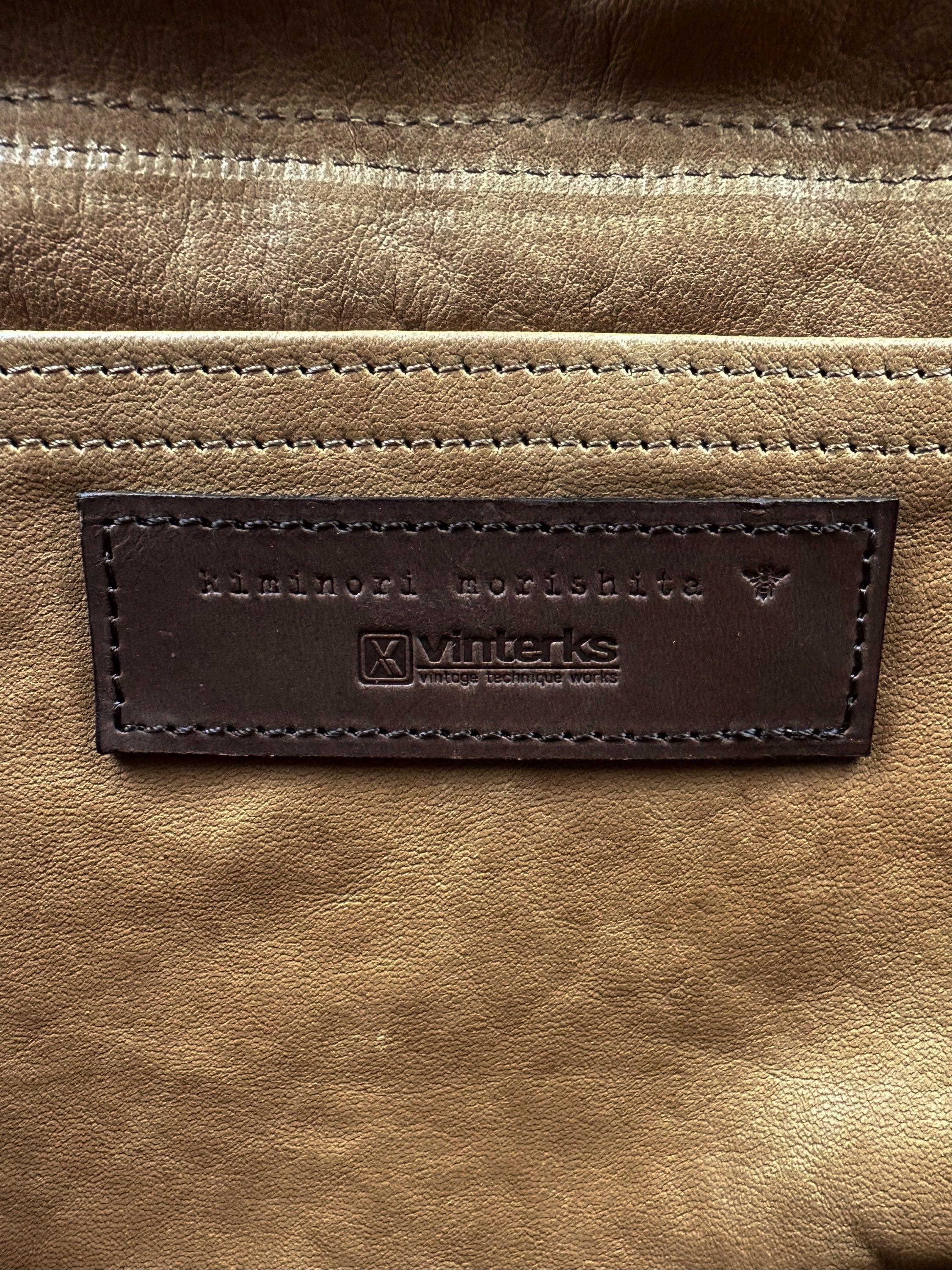 Kiminori Morishita Key &amp; Lock White Leather Shoulder Bag
