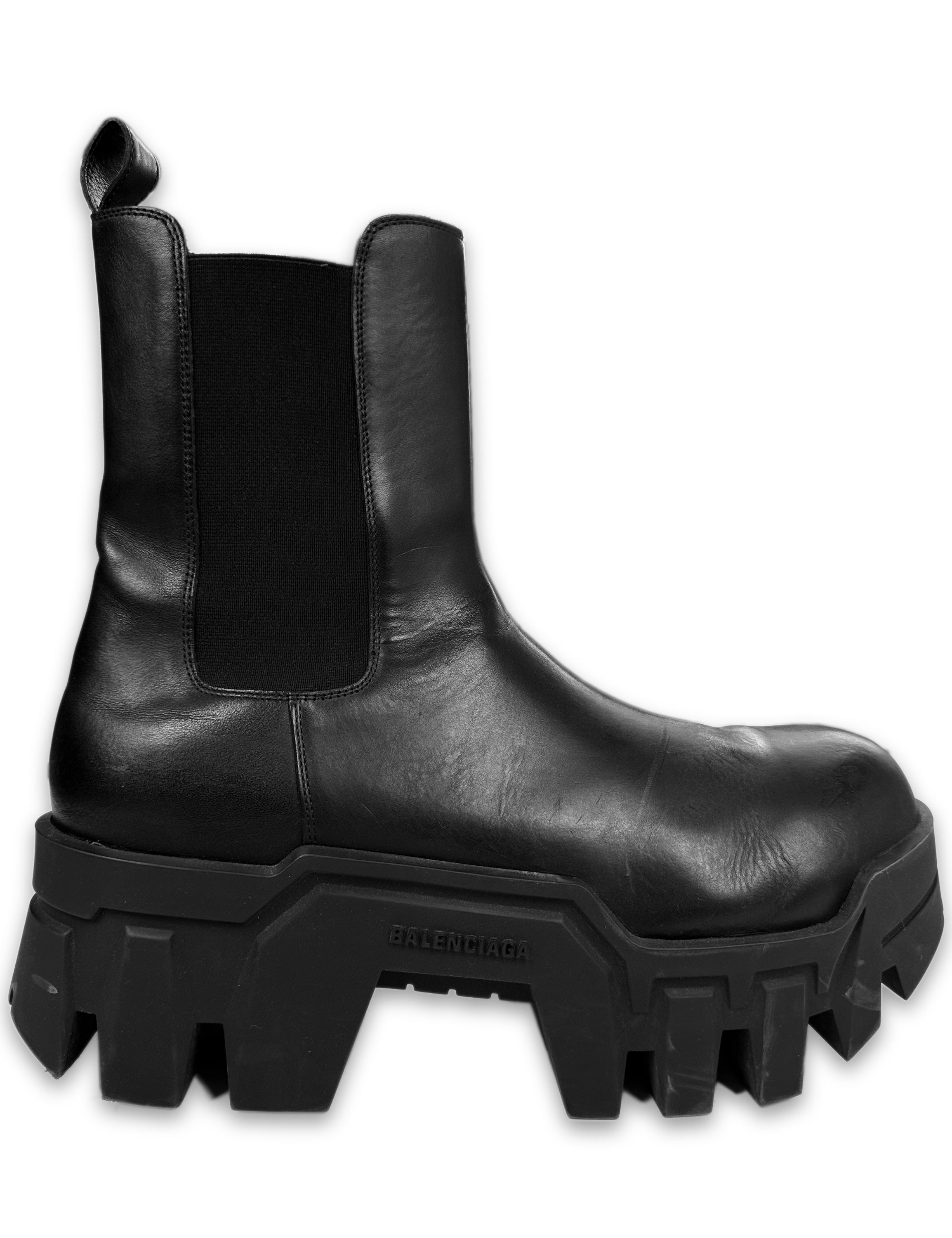 AW22 Balenciaga ‘Bulldozer’ Chelsea Leather Platform Boots